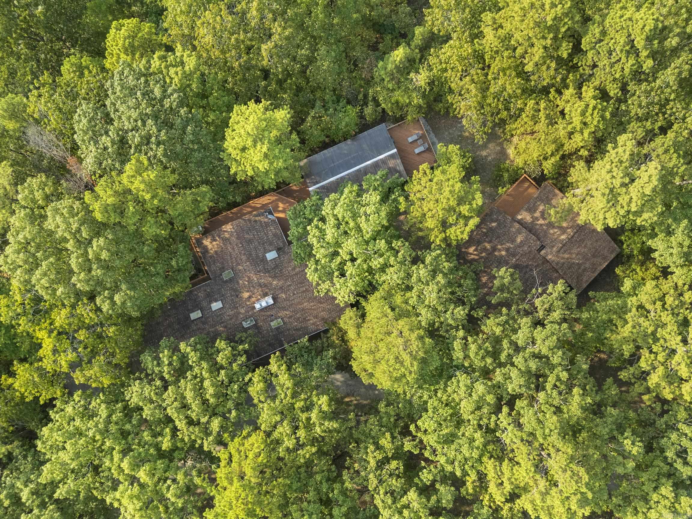537 CR 107  Norfork, AR