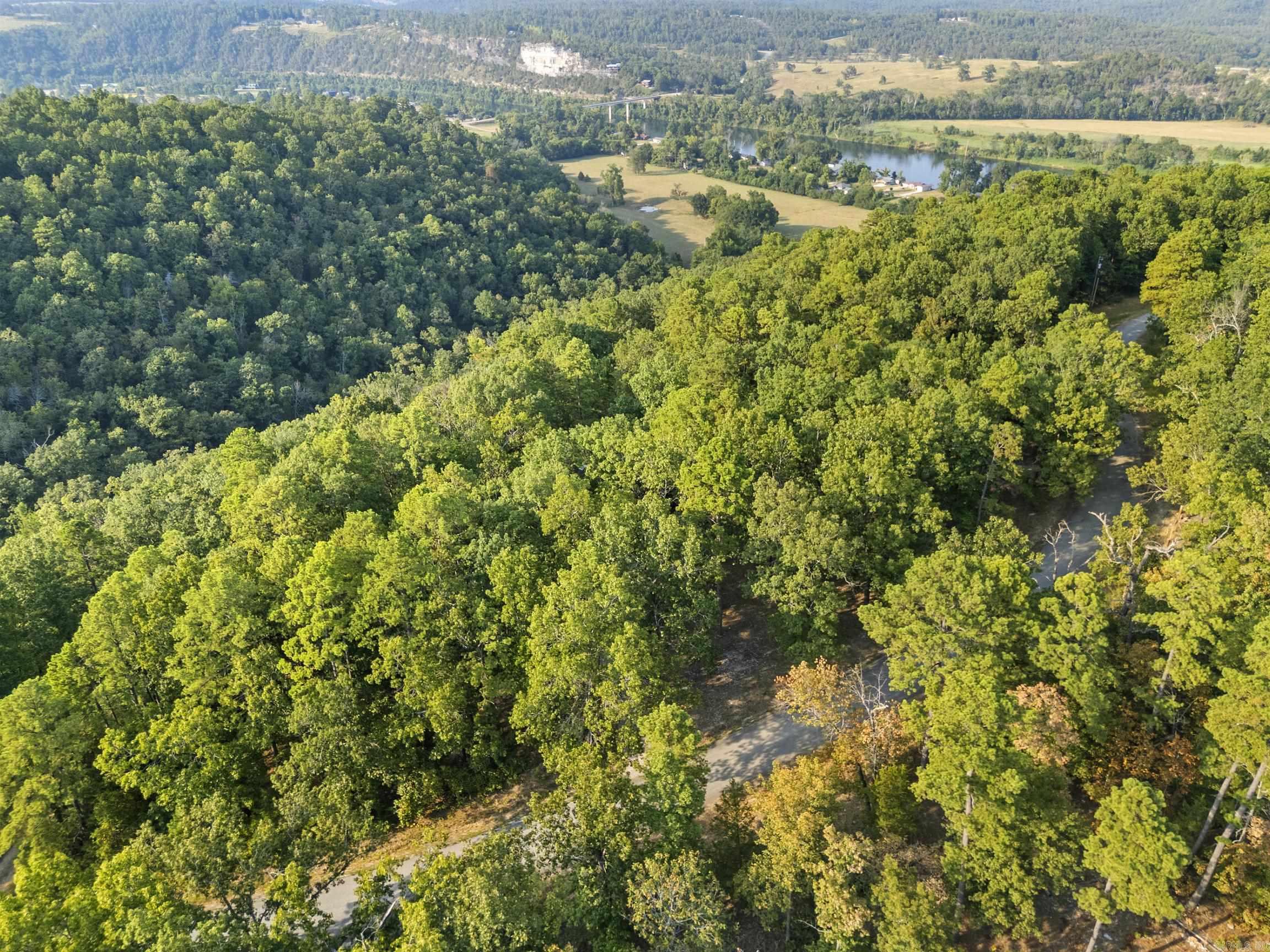 537 CR 107  Norfork, AR