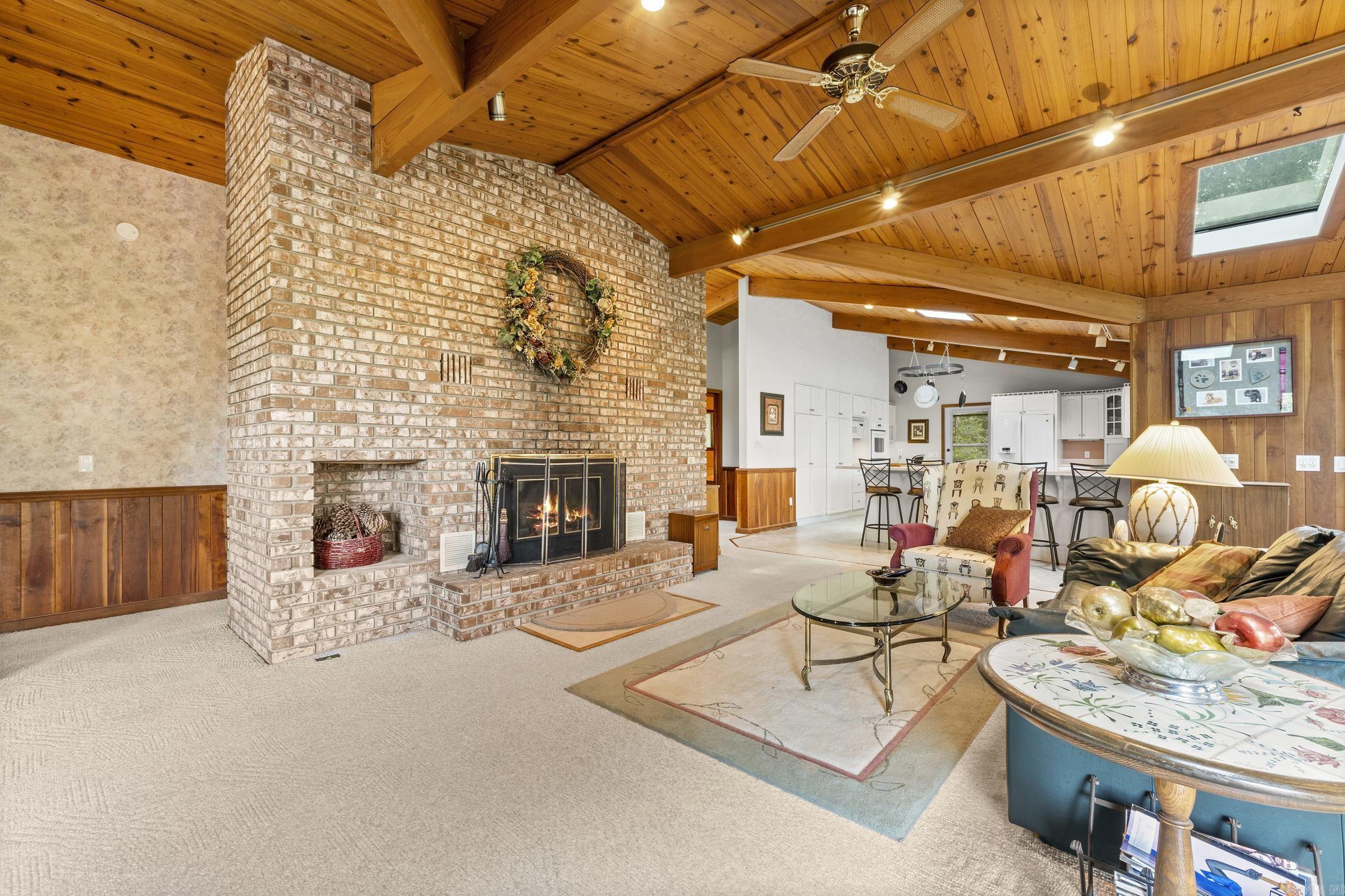 537 CR 107  Norfork, AR