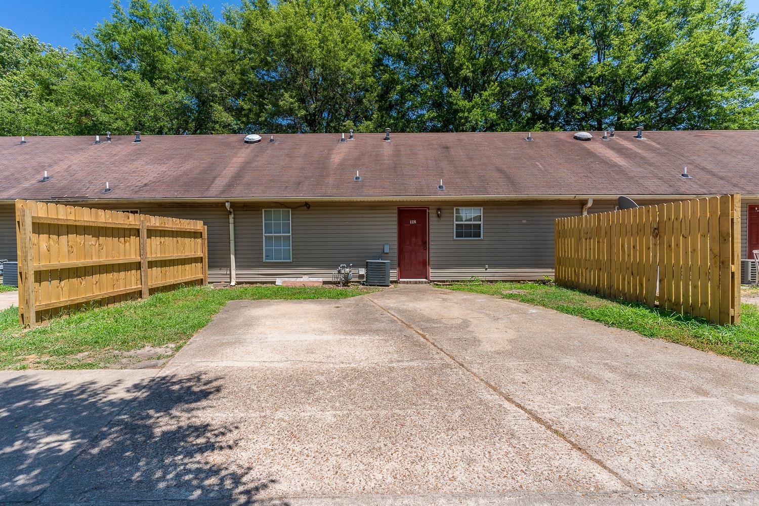 102 Plaza  Trumann, AR