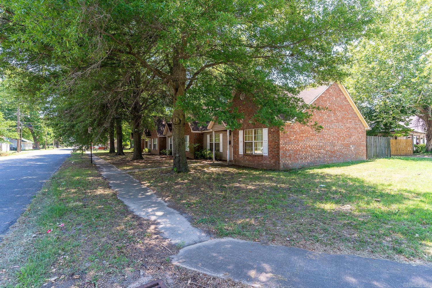 102 Plaza  Trumann, AR