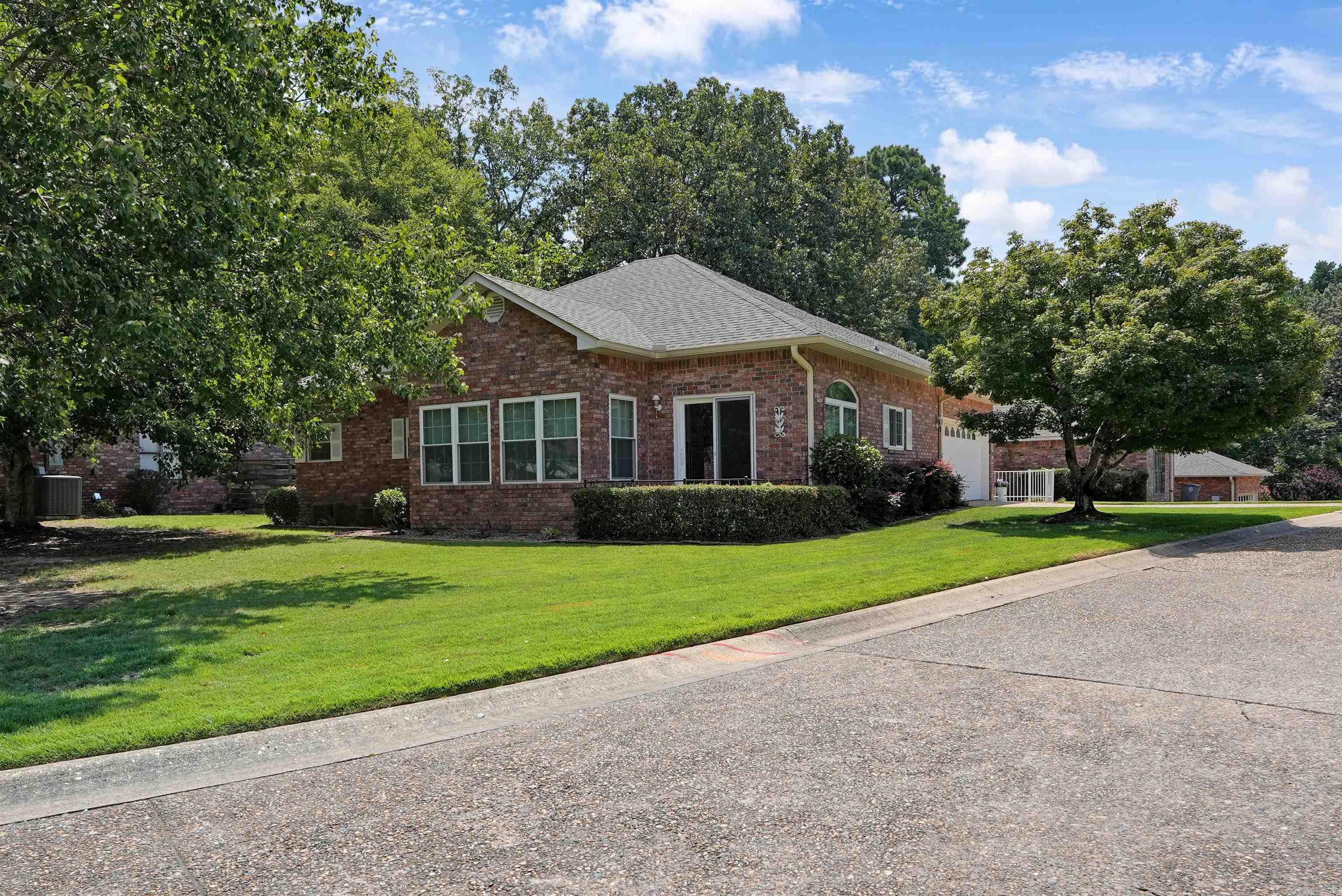104 Creekview  Hot Springs, AR