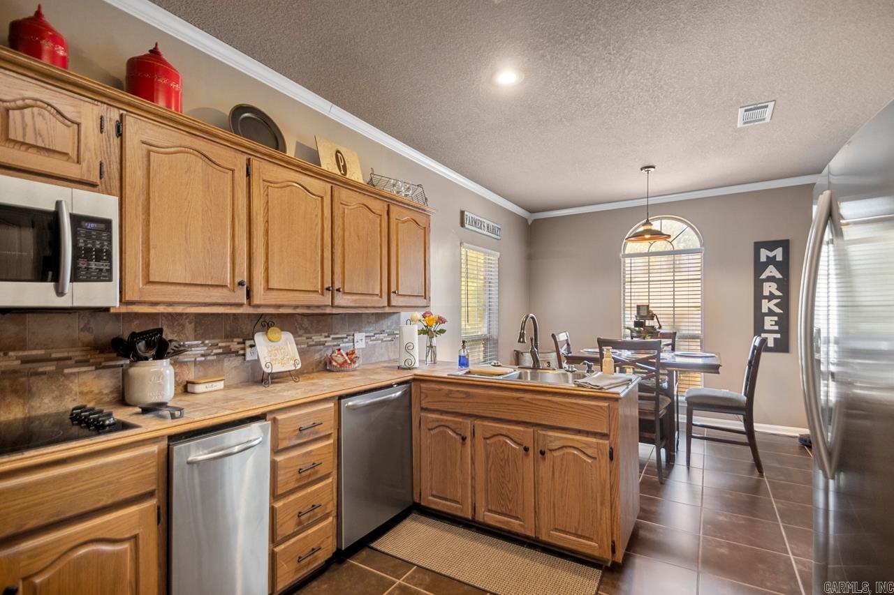 9 Donna Drive Sheridan, AR 72150