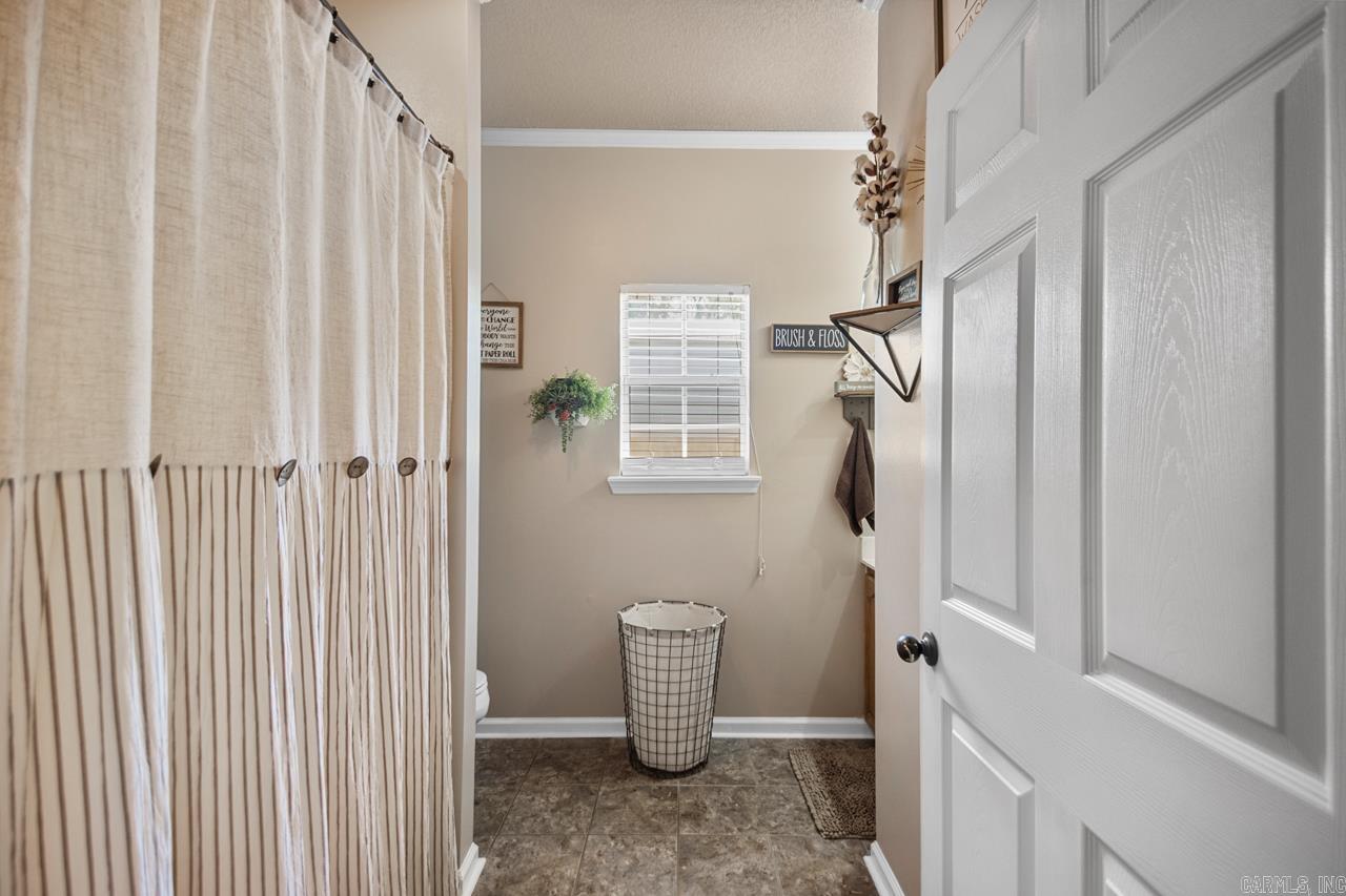 9 Donna Drive Sheridan, AR 72150