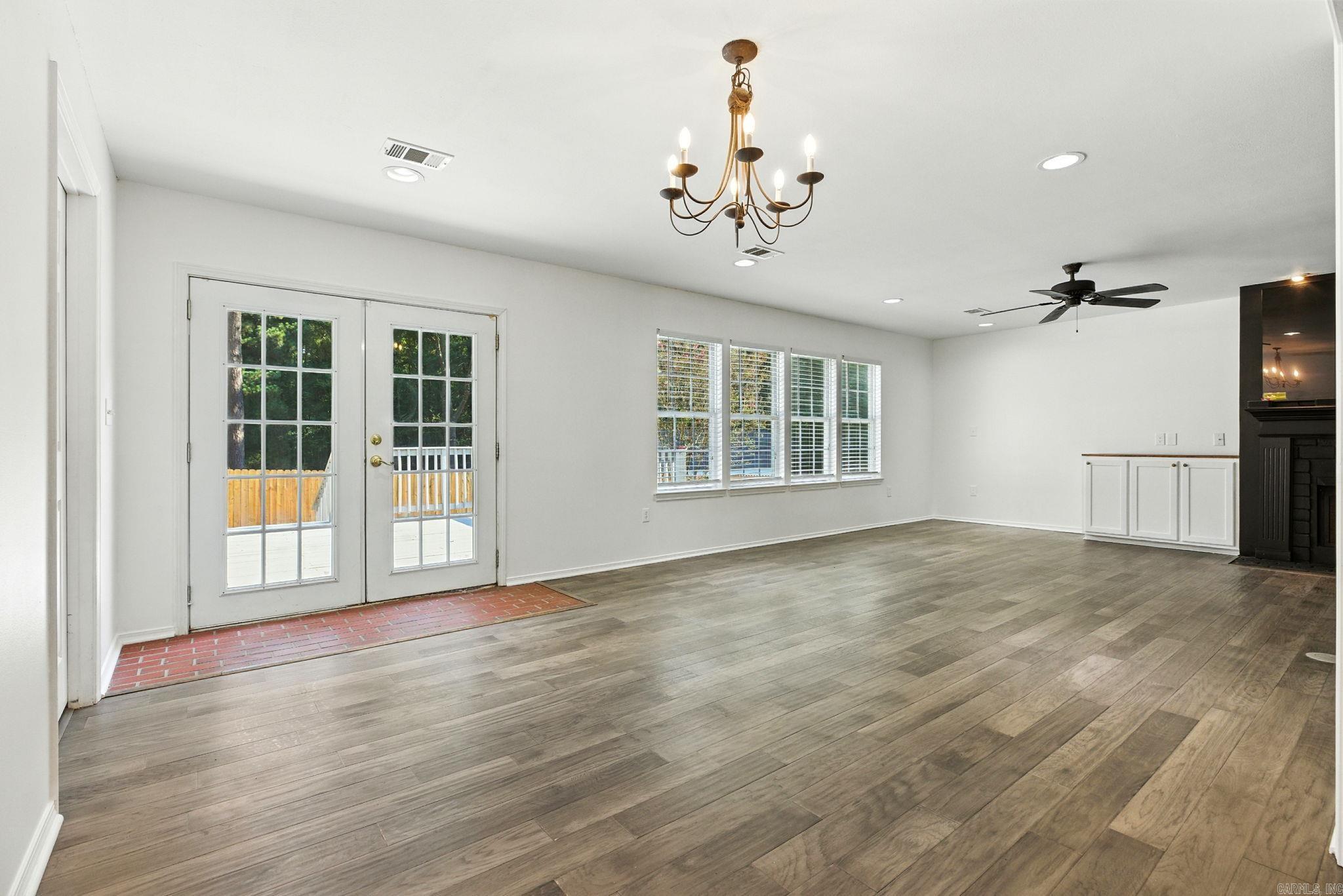 607 Holly Lynn  Bryant, AR