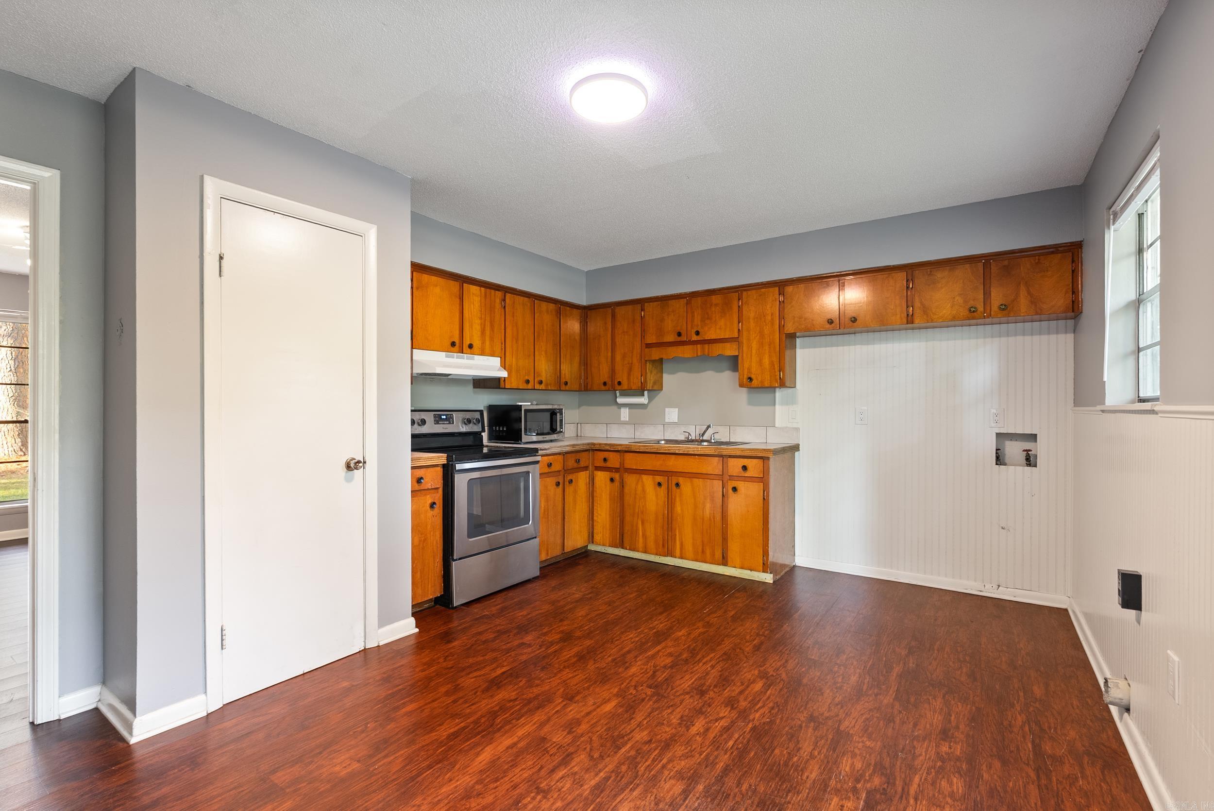 2210 Arkansas  Conway, AR