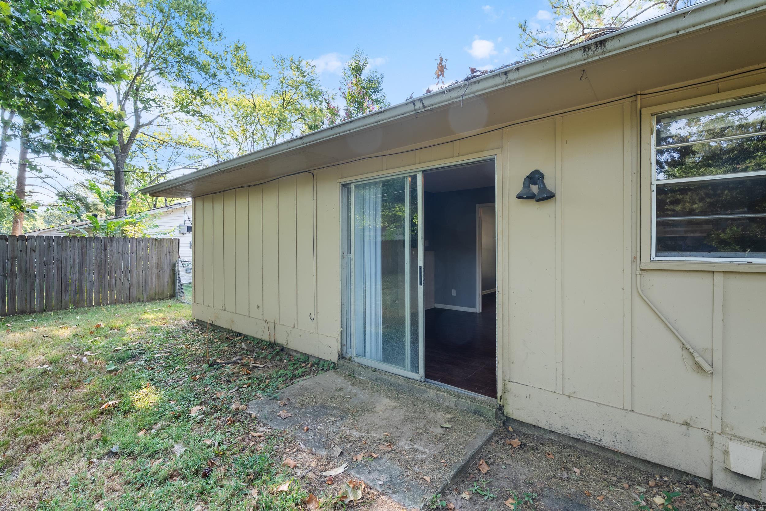 2210 Arkansas  Conway, AR