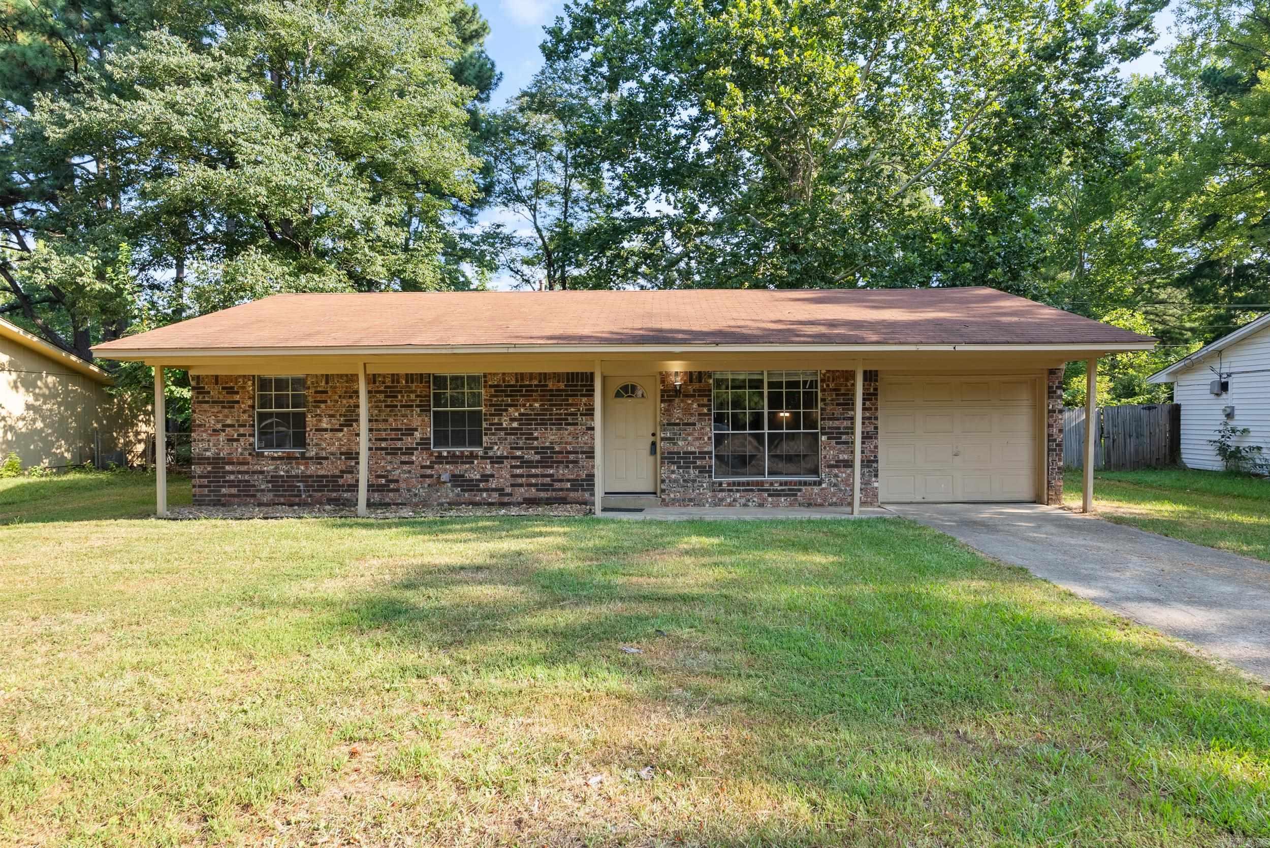2210 Arkansas  Conway, AR