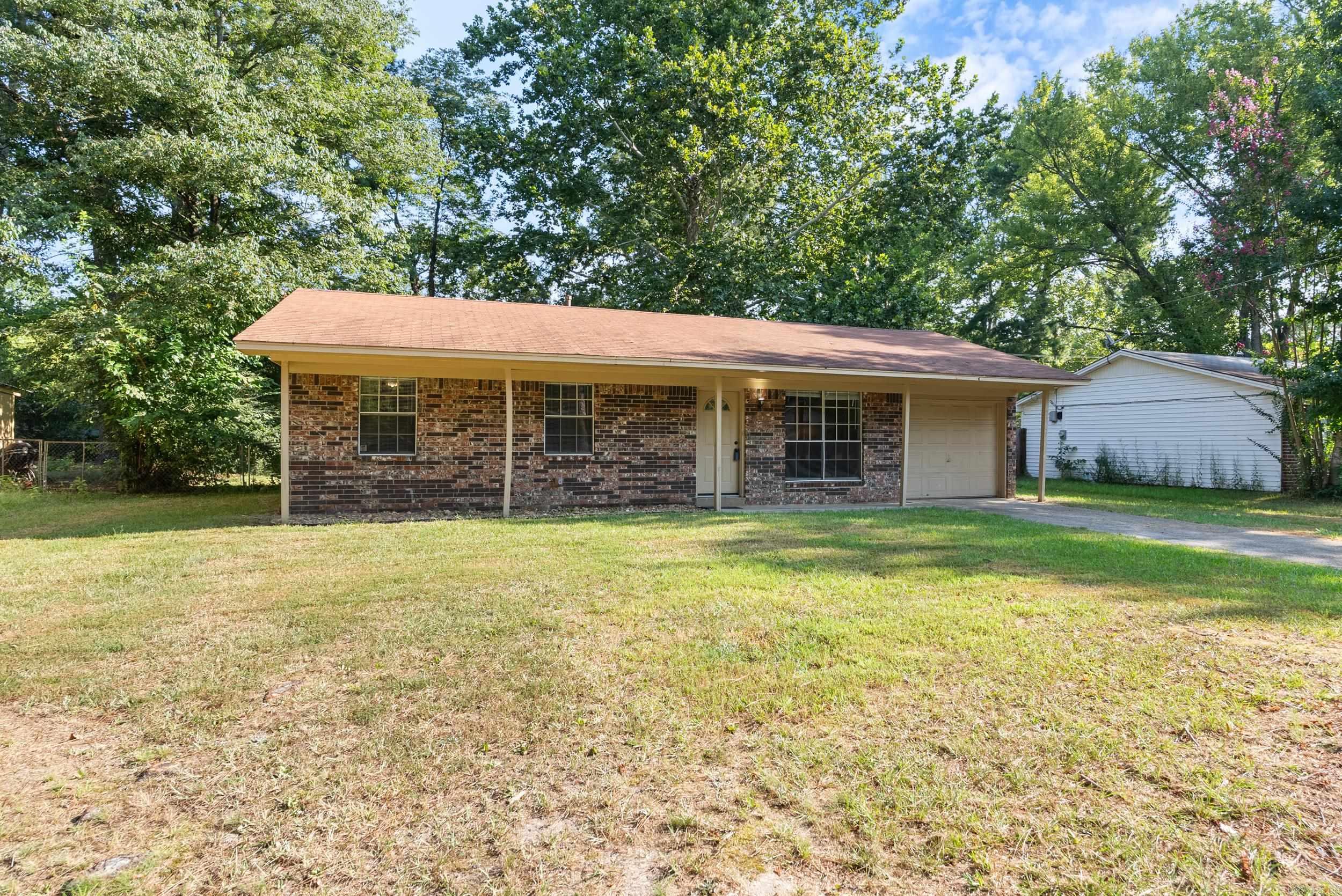 2210 Arkansas  Conway, AR