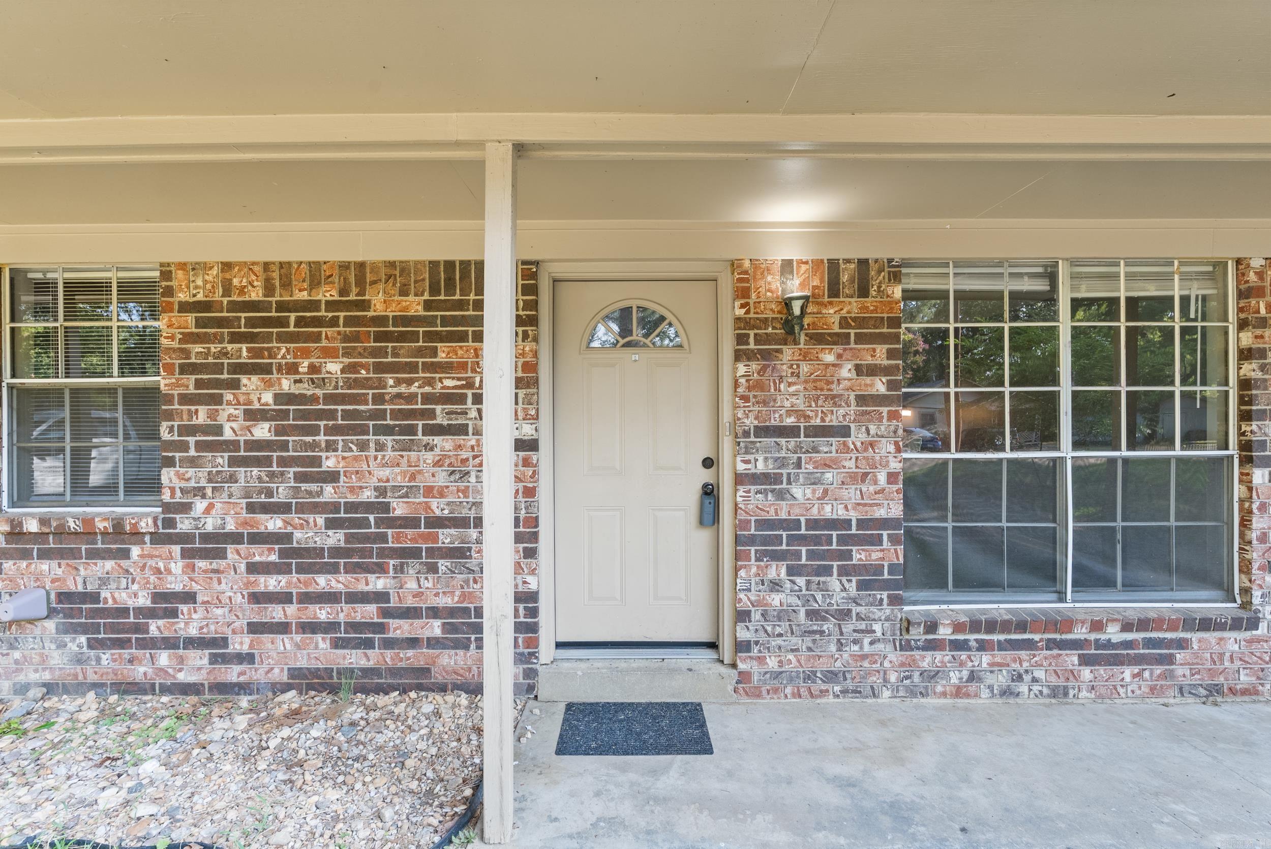 2210 Arkansas  Conway, AR