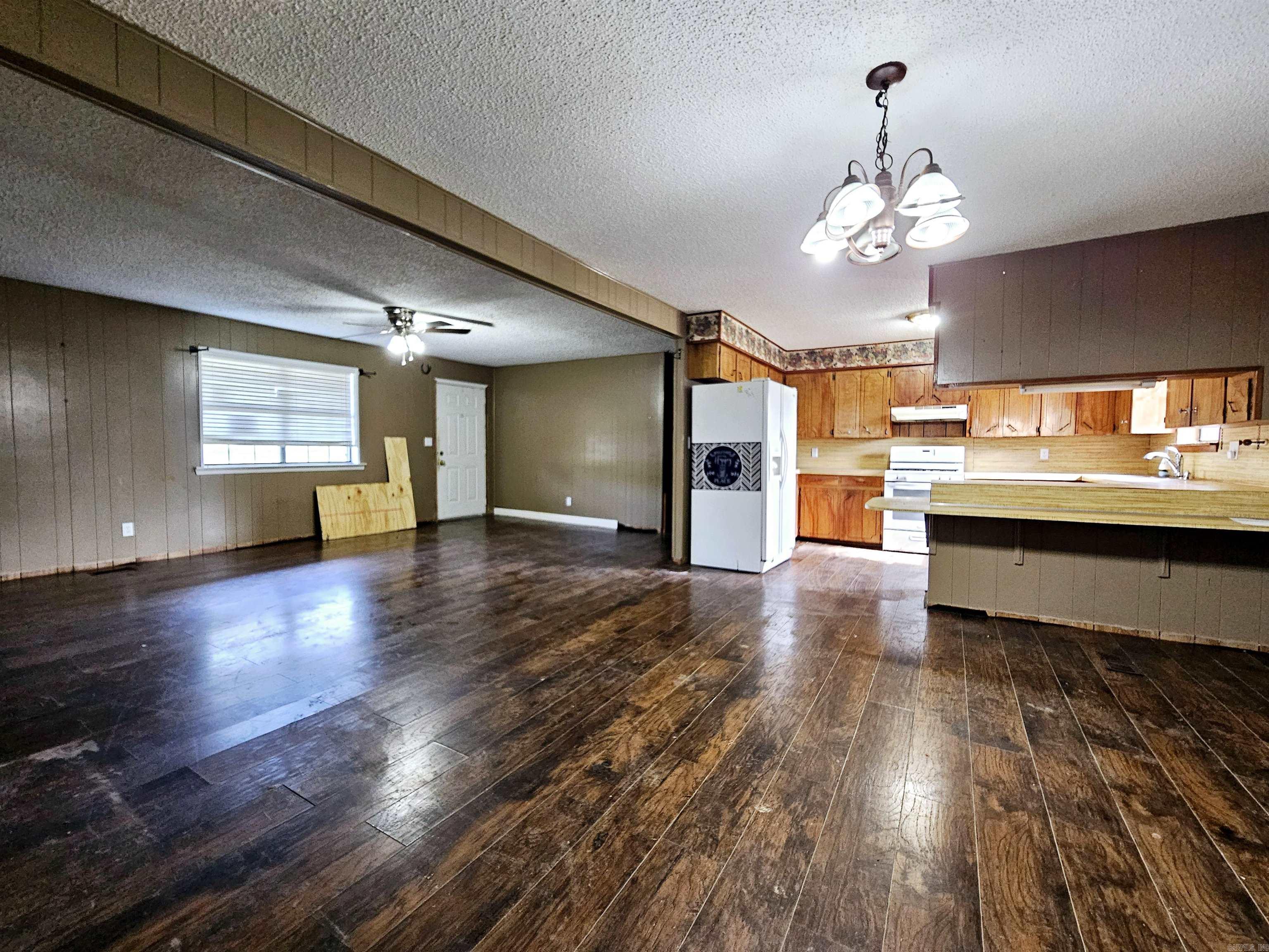 234 Peach  Houston, AR