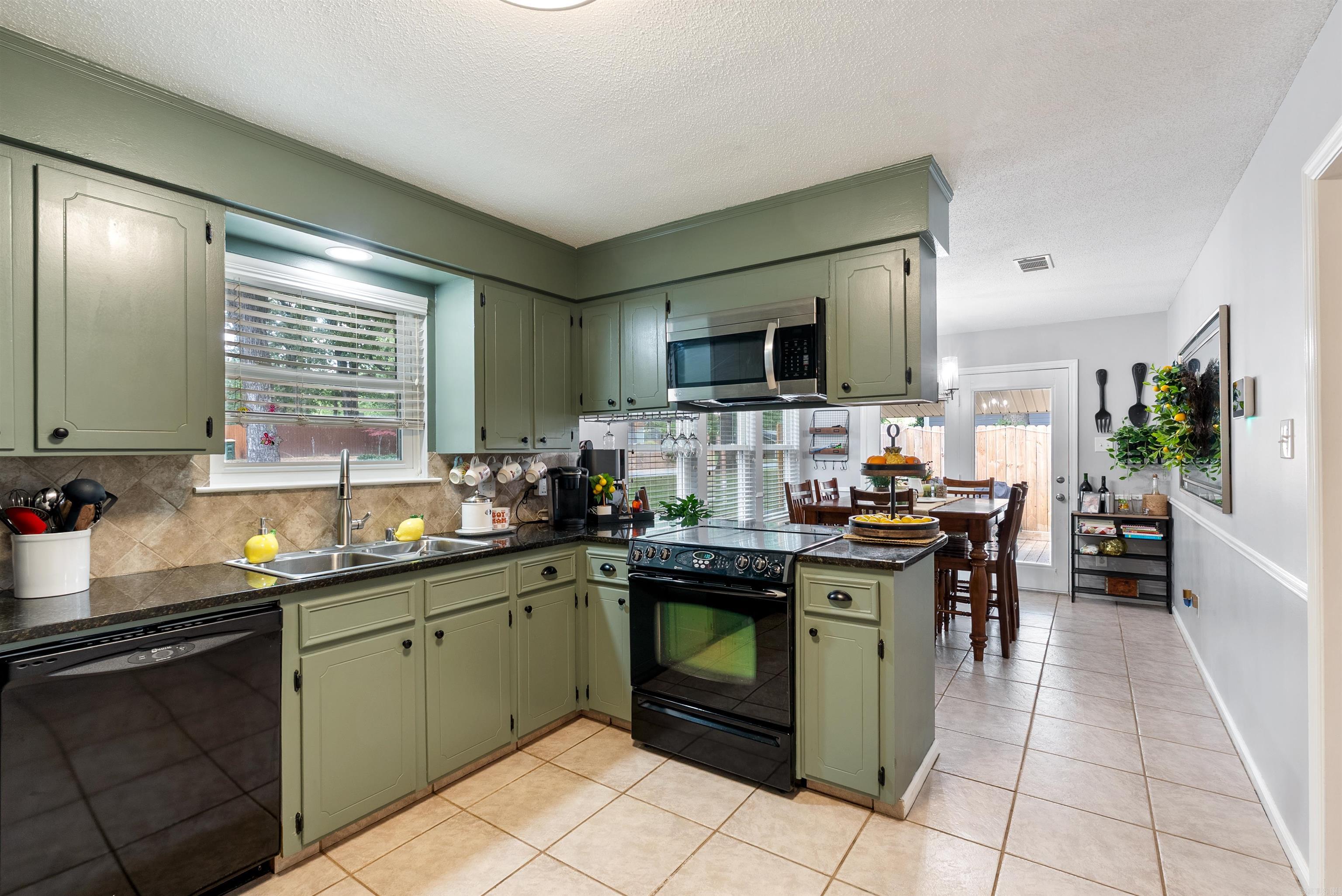 13324 Cedar Point  Little Rock, AR