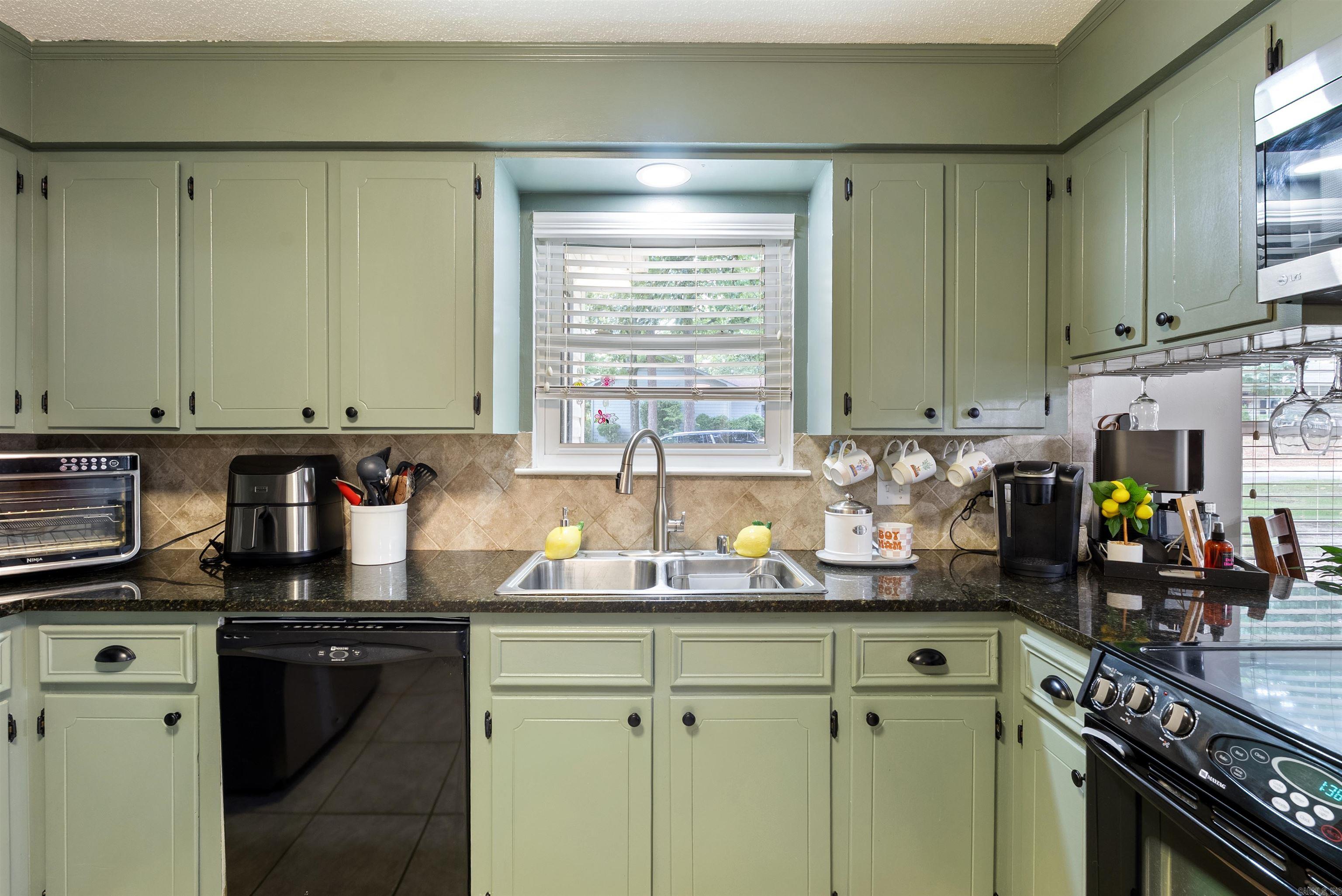 13324 Cedar Point  Little Rock, AR