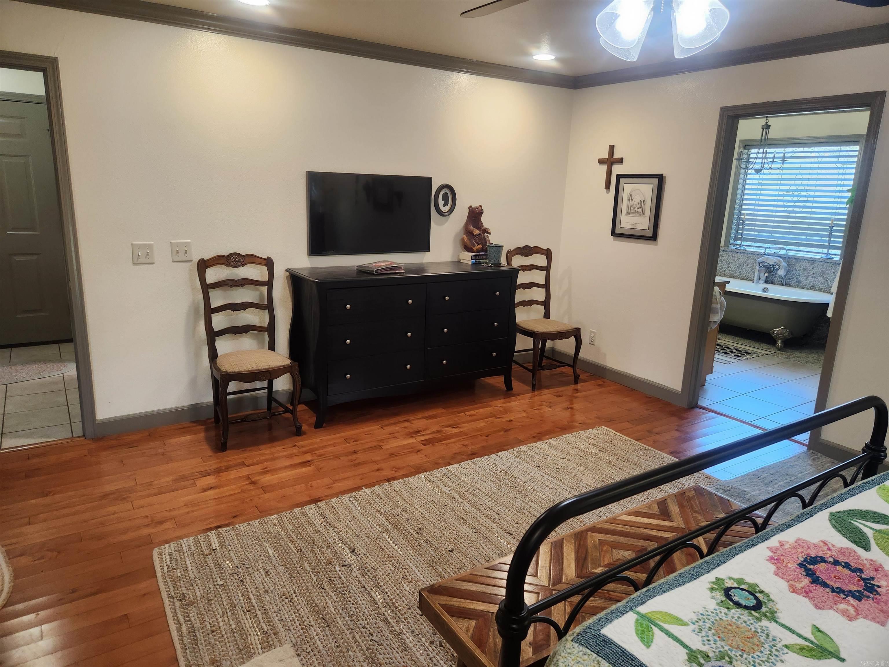 315 Private Road 3393 Road Clarksville, AR 72830