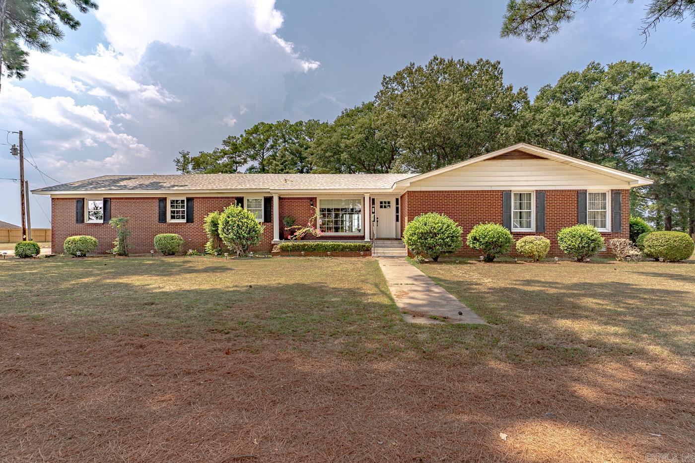 809 Hickory Rd  Lake City, AR