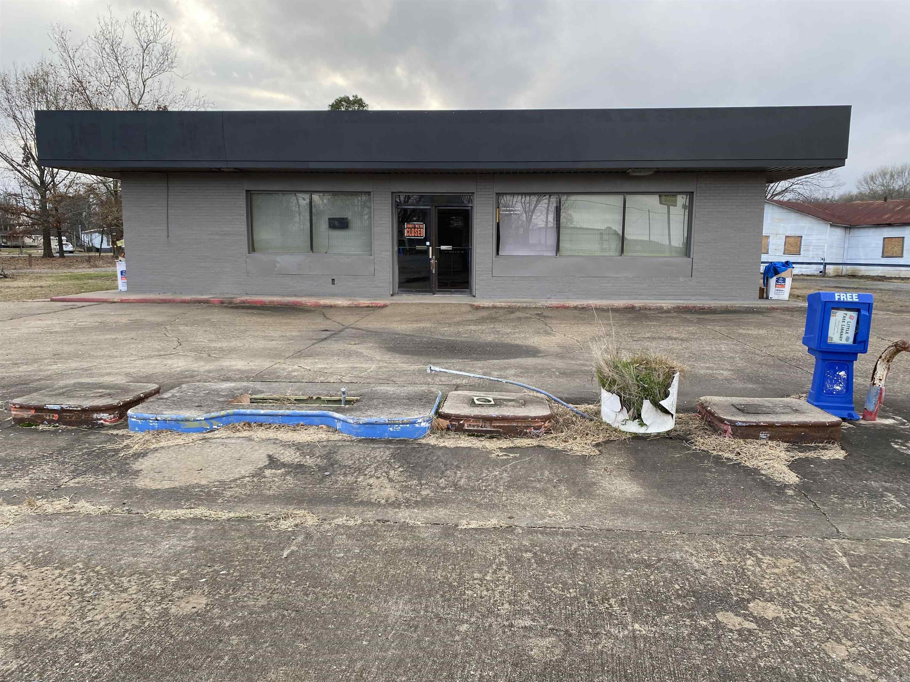 12265 Hwy 165  Humnoke, AR