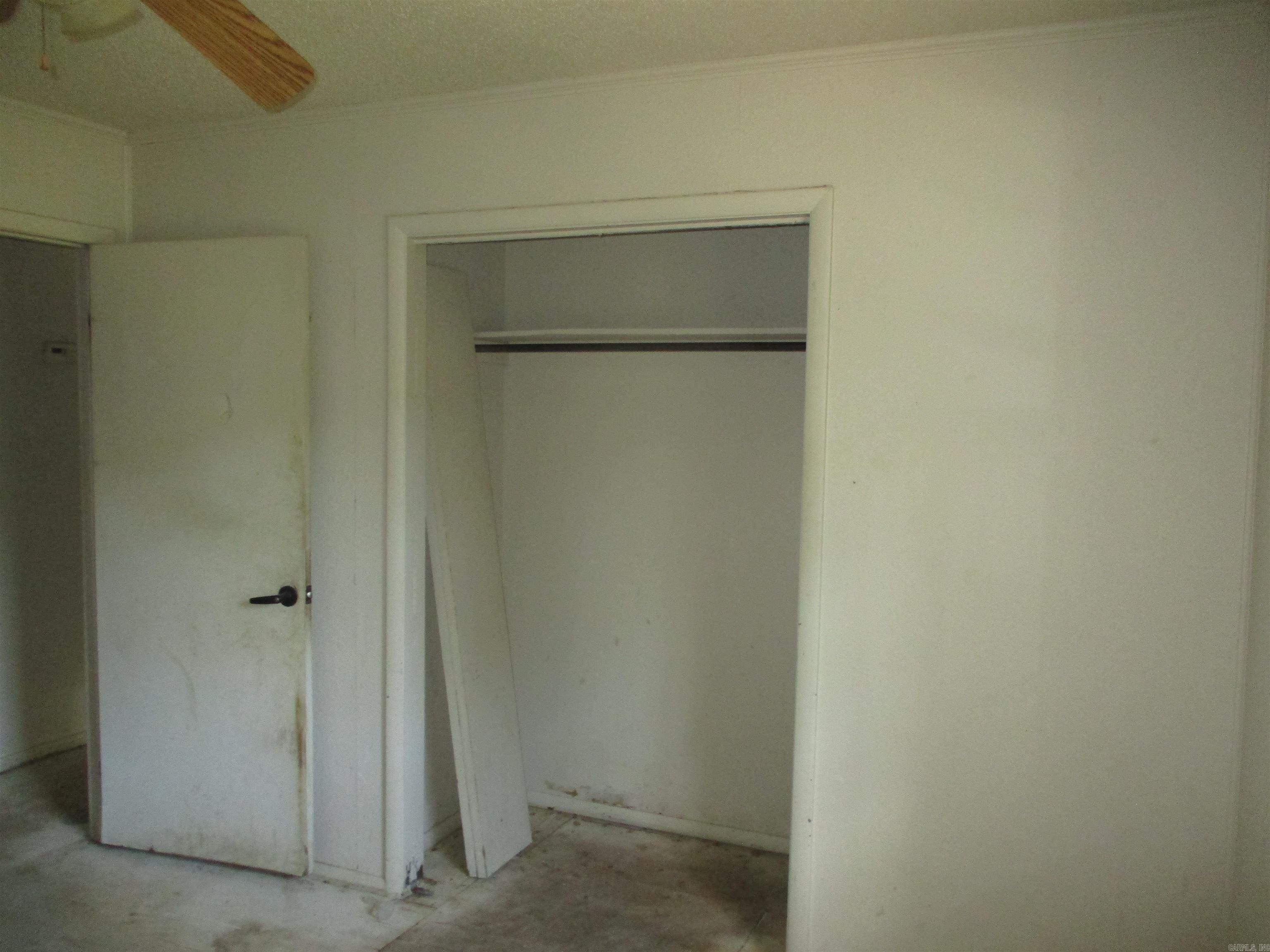 520 W Valley  Perryville, AR