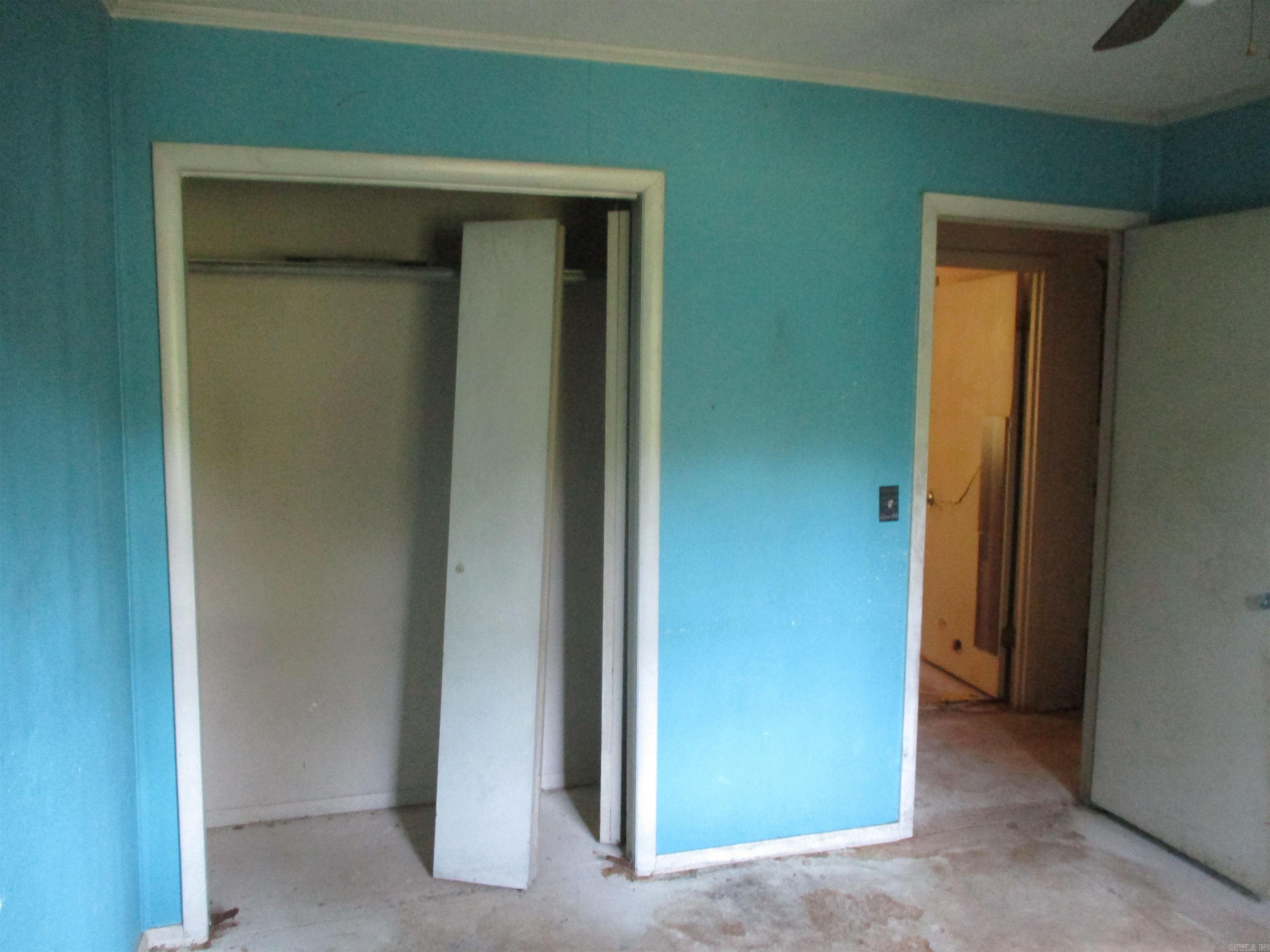 520 W Valley  Perryville, AR