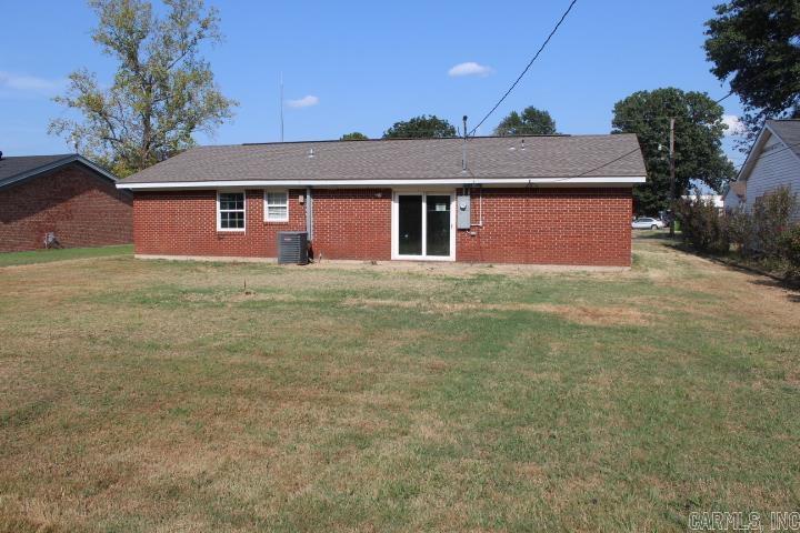 1912 S Lowe  Stuttgart, AR