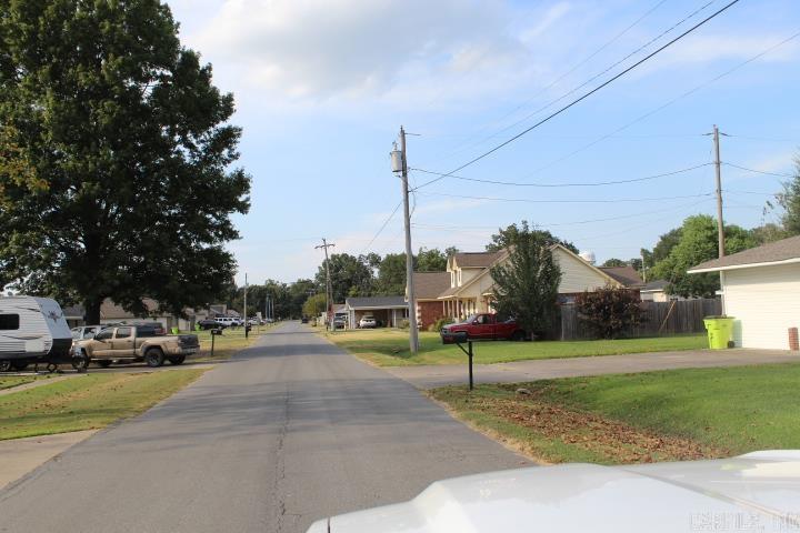 1912 S Lowe  Stuttgart, AR