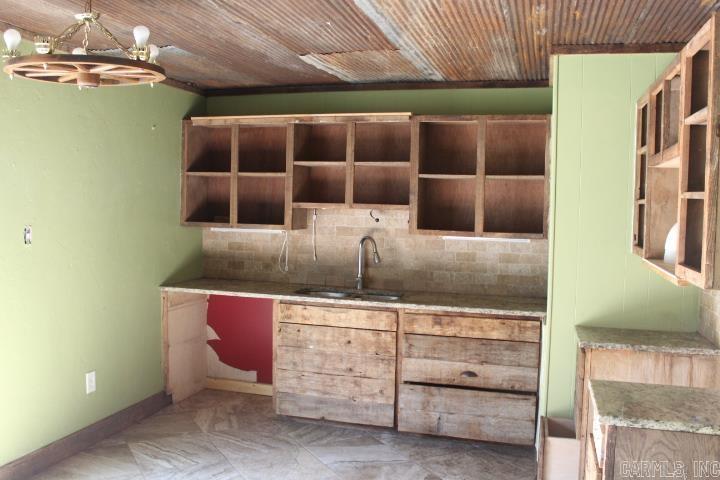 1912 S Lowe  Stuttgart, AR
