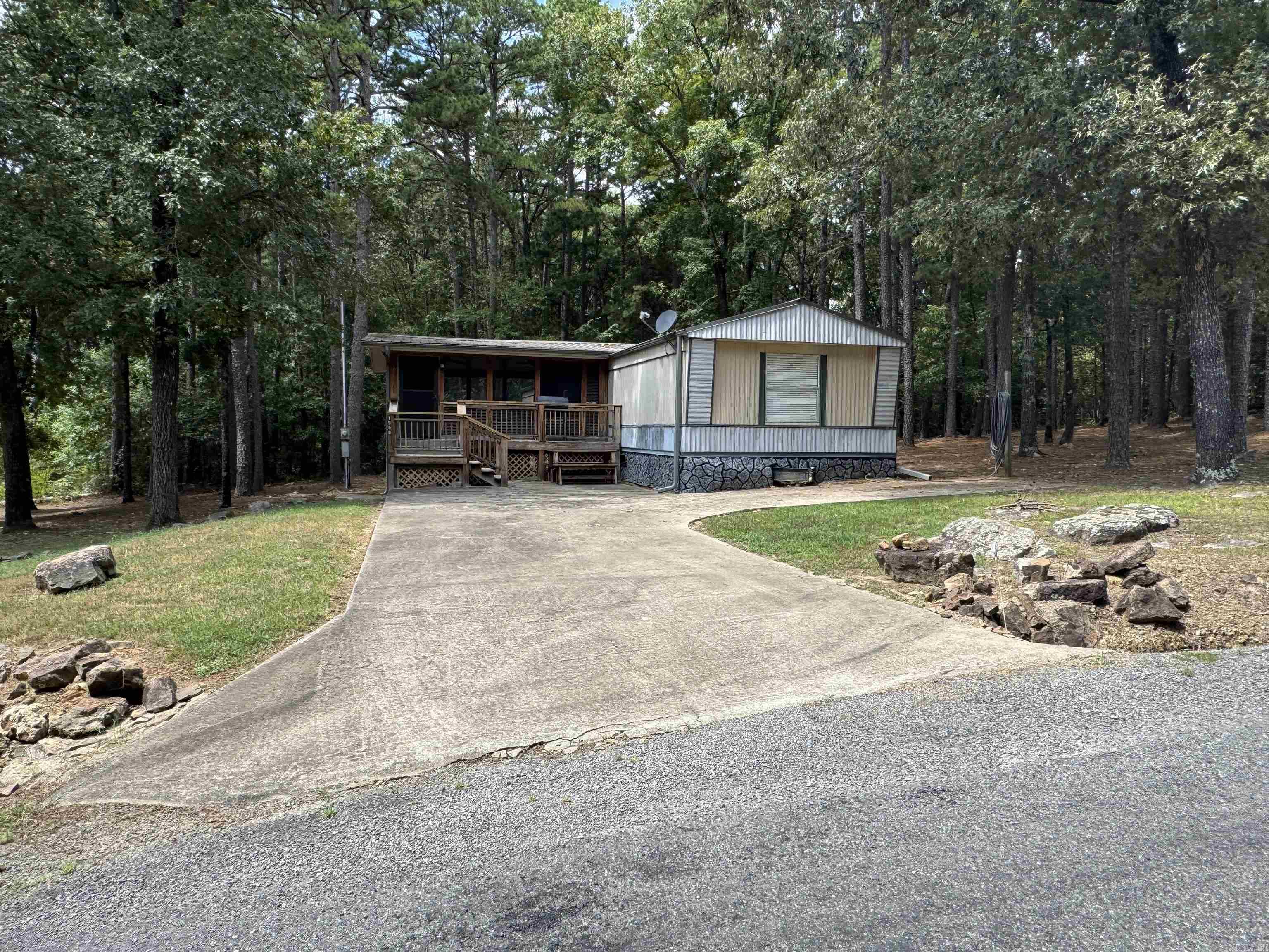 1950 Northshore  Greers Ferry, AR