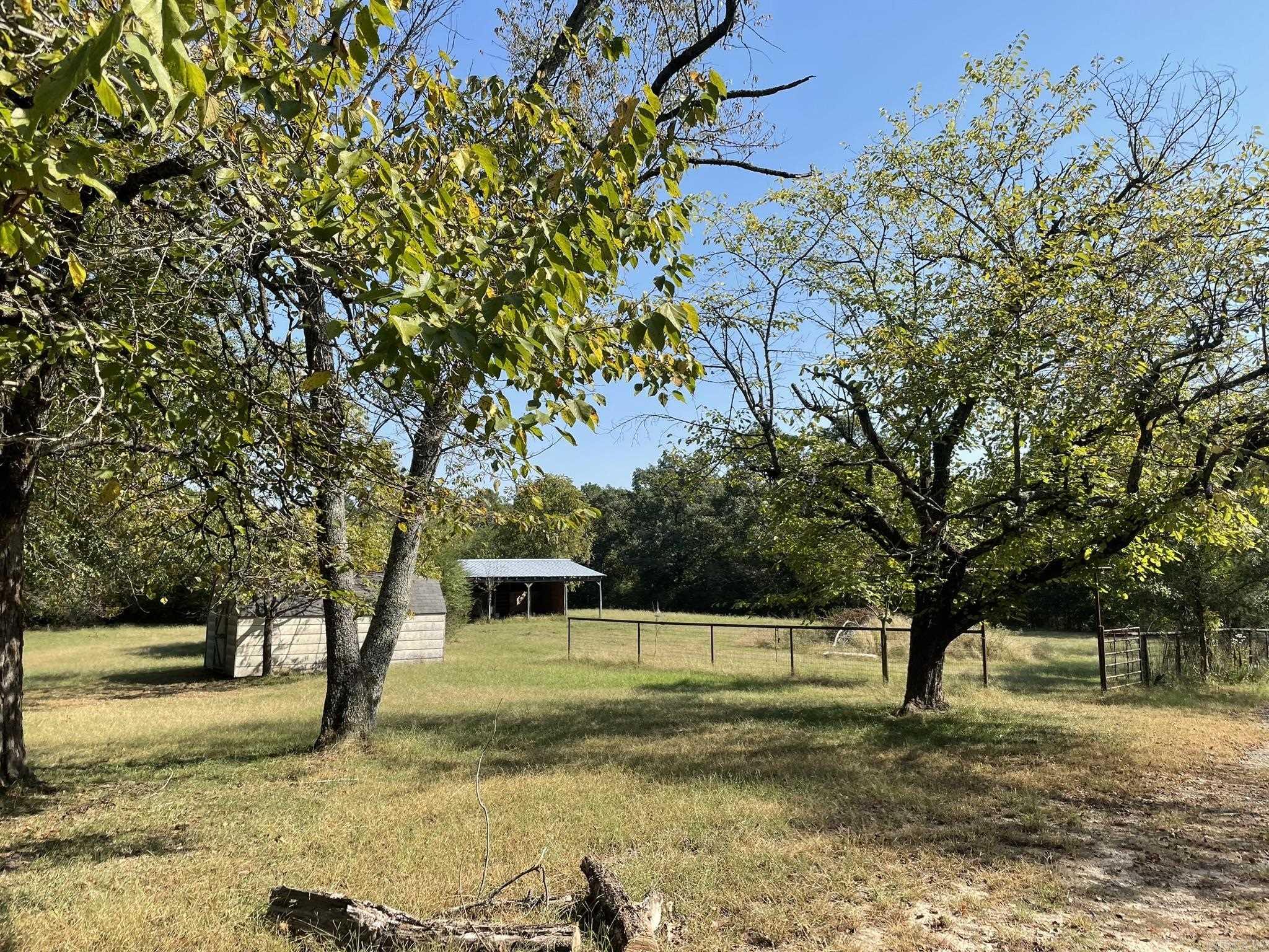 570 Polk Rd 31  Hatfield, AR