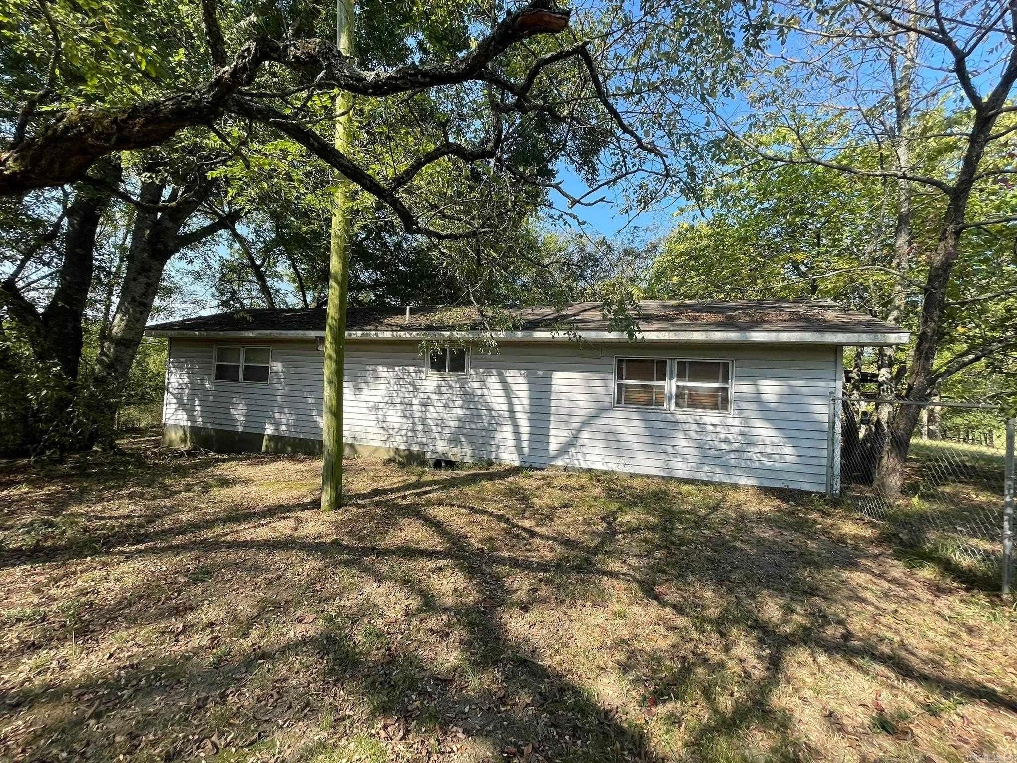 570 Polk Rd 31  Hatfield, AR