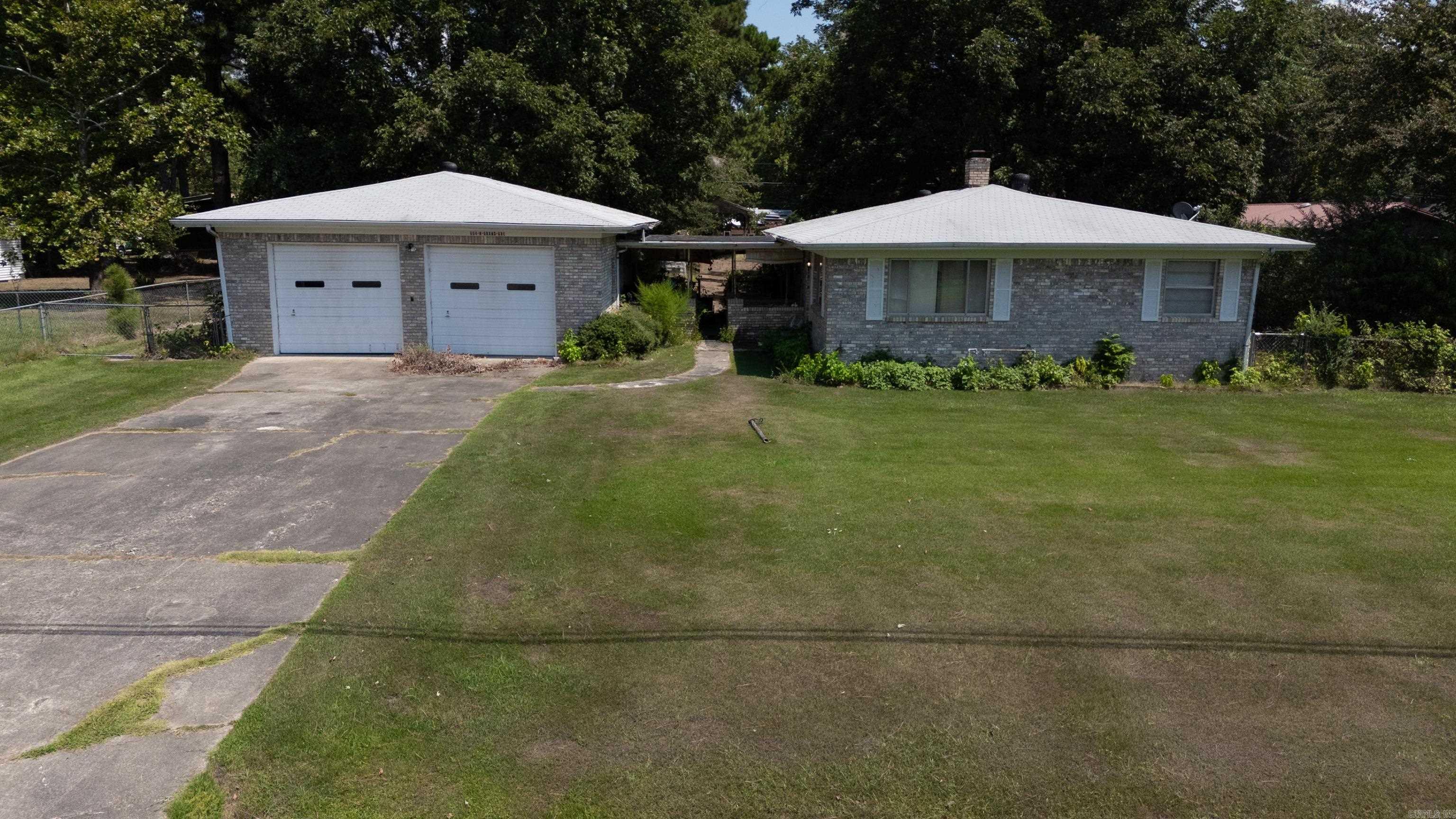 604 N Grand Ave  McRae, AR