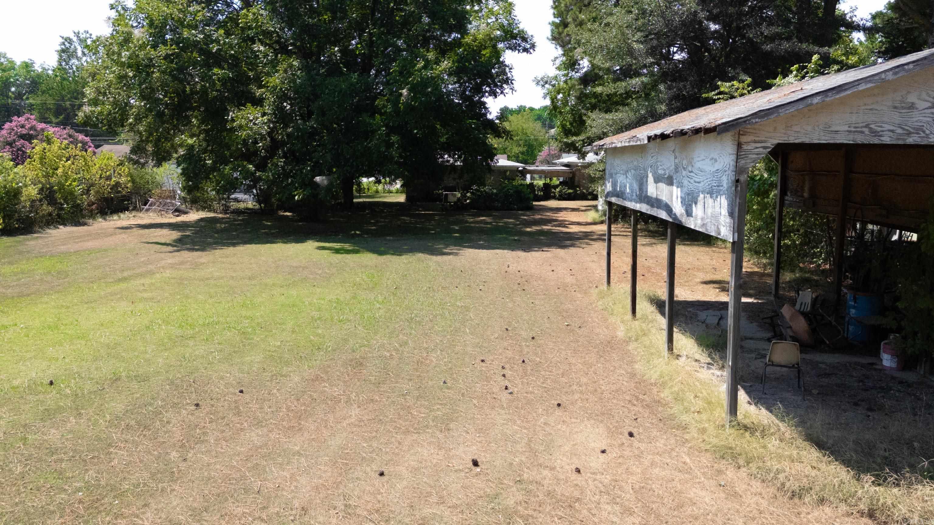 604 N Grand Ave  McRae, AR