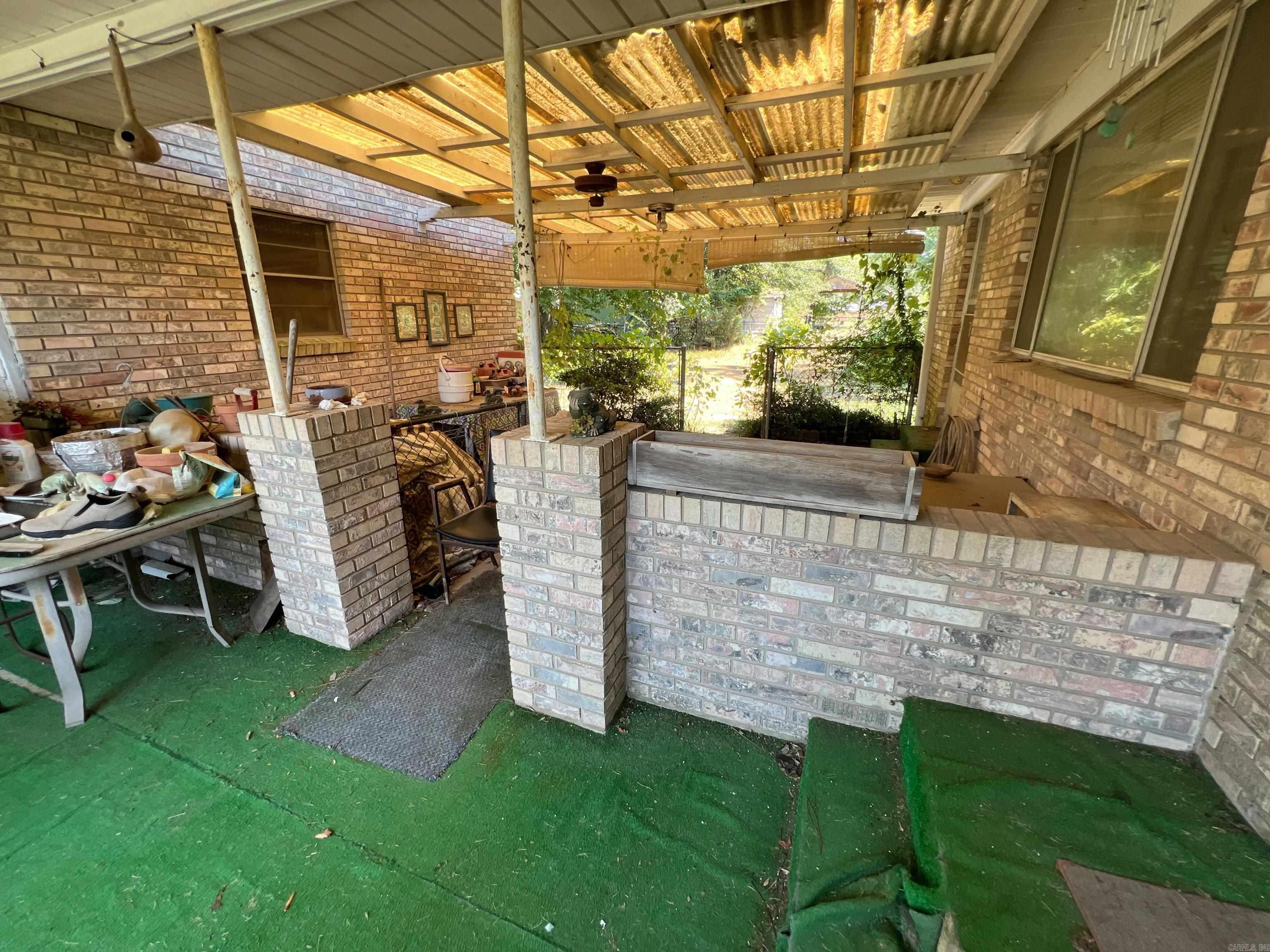 604 N Grand Ave  McRae, AR