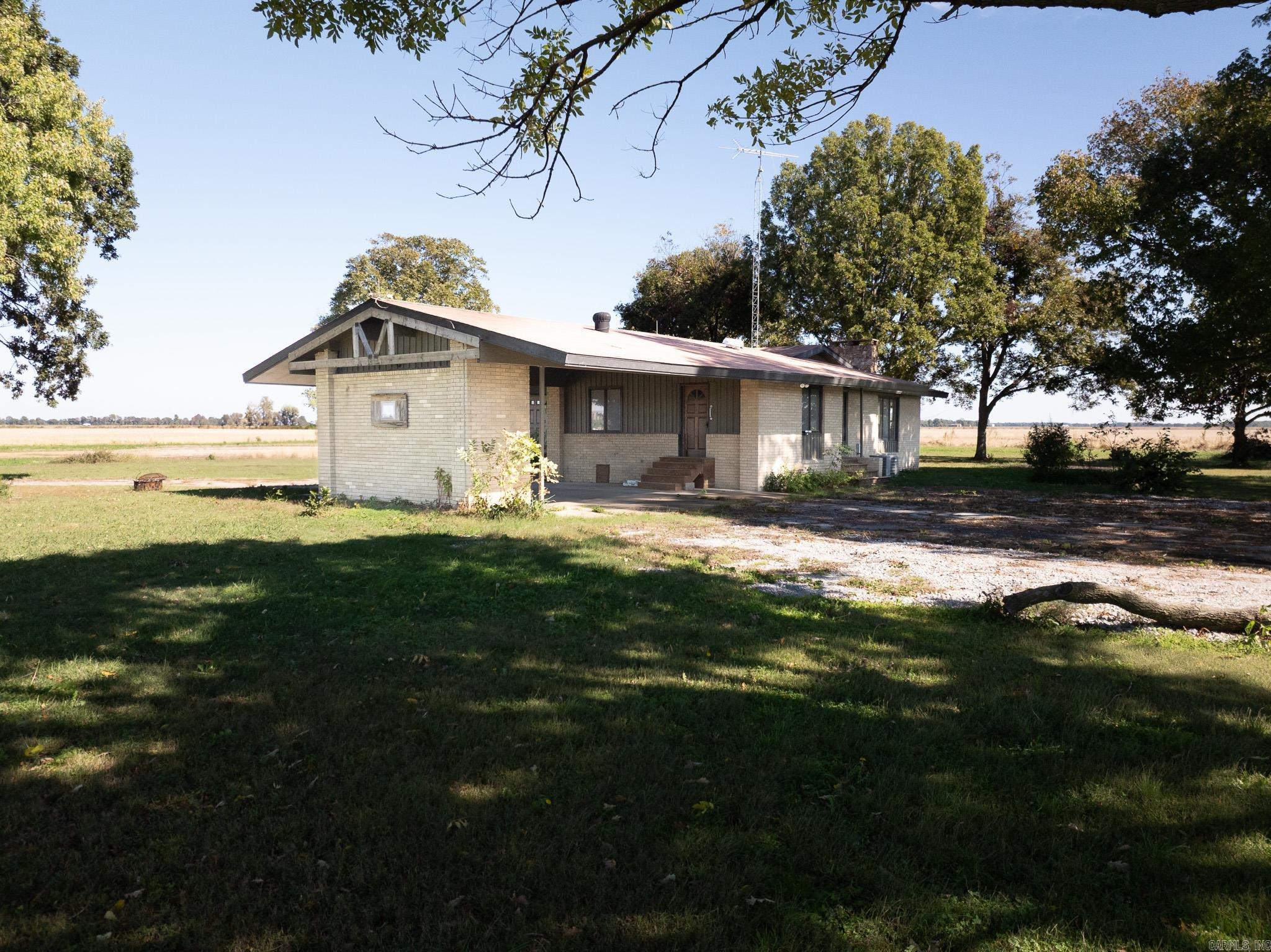 3468 HWY 259  Hickory Ridge, AR