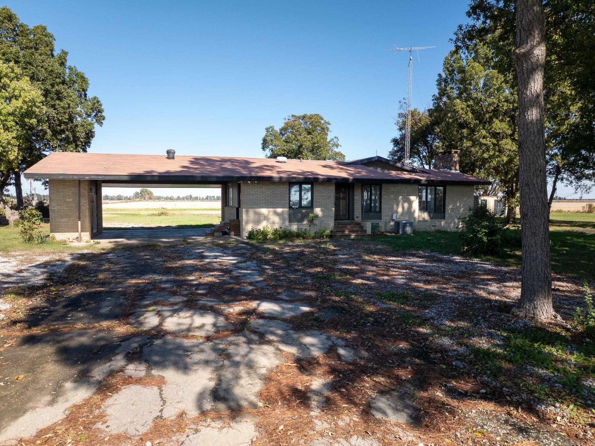 3468 HWY 259  Hickory Ridge, AR