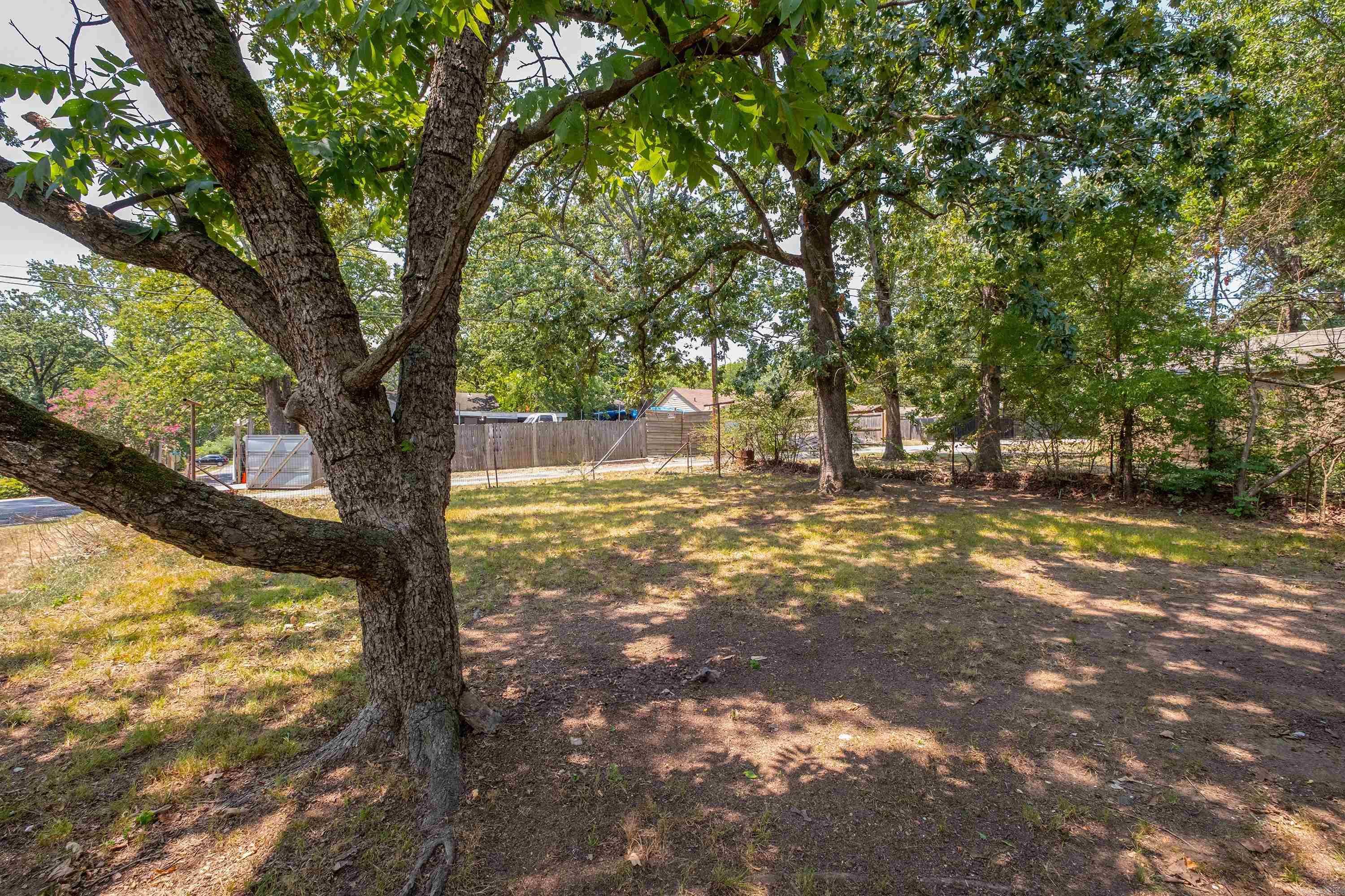 1620 S Harrison  Little Rock, AR