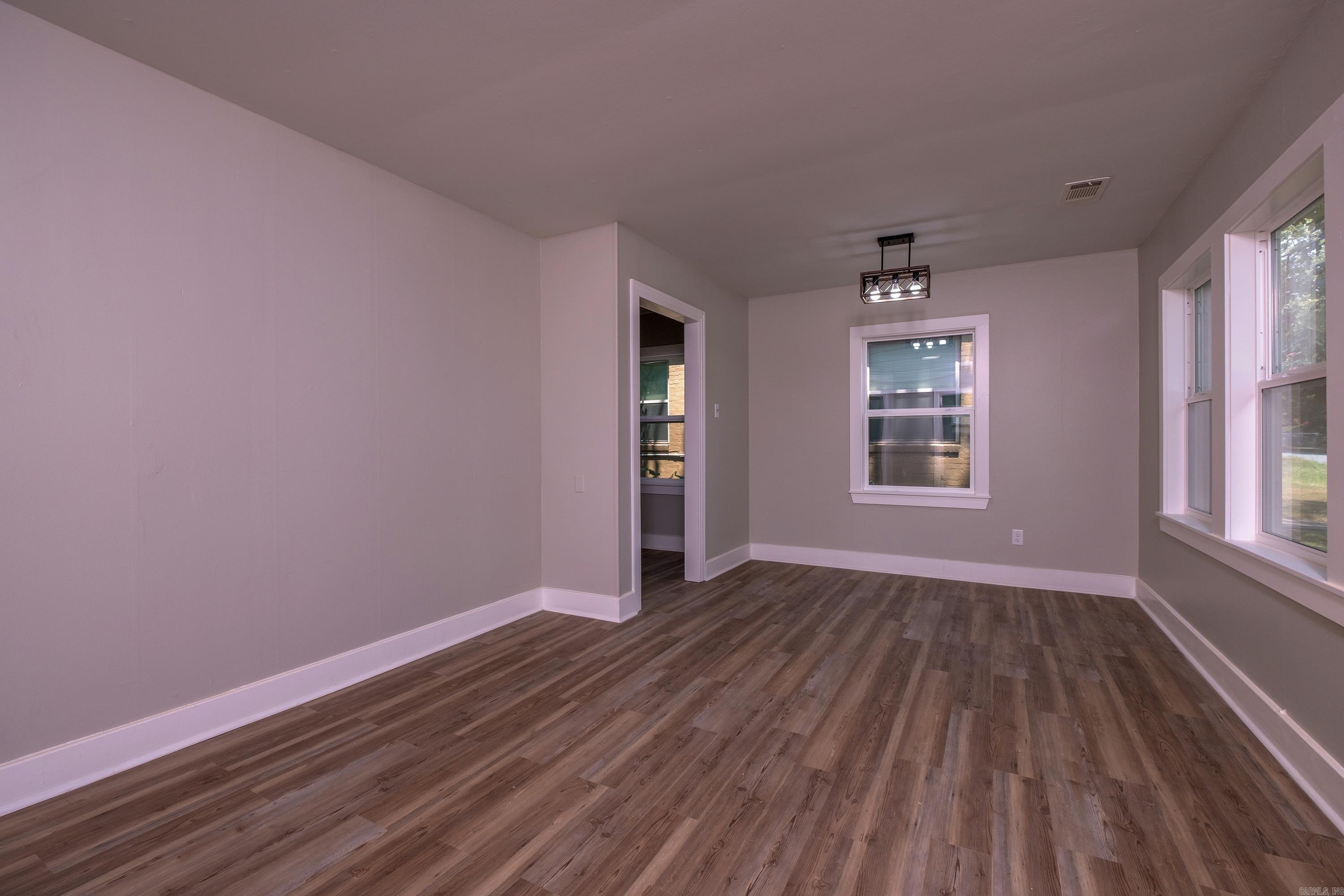 1620 S Harrison  Little Rock, AR
