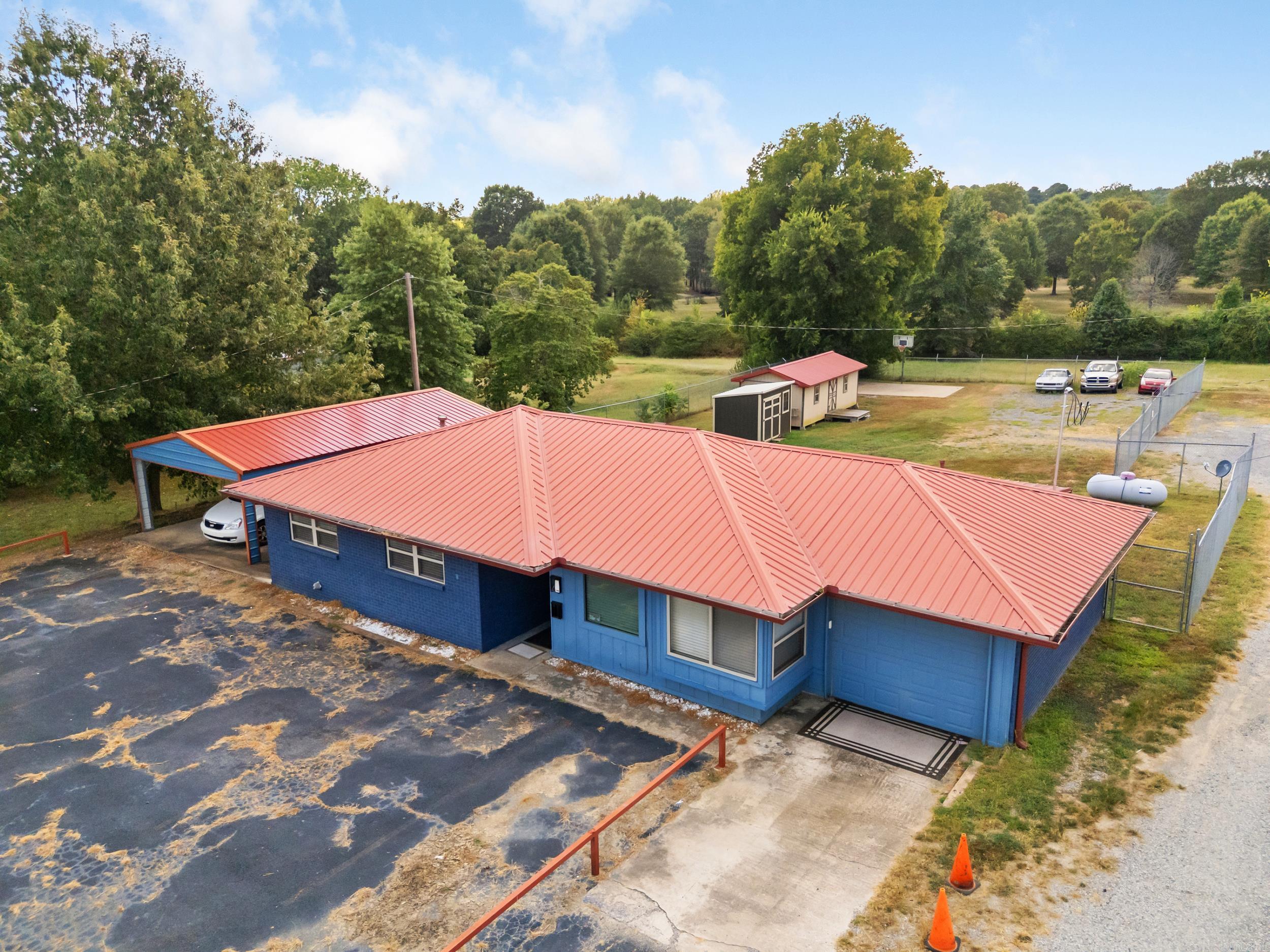 653 N Hwy 65  Greenbrier, AR