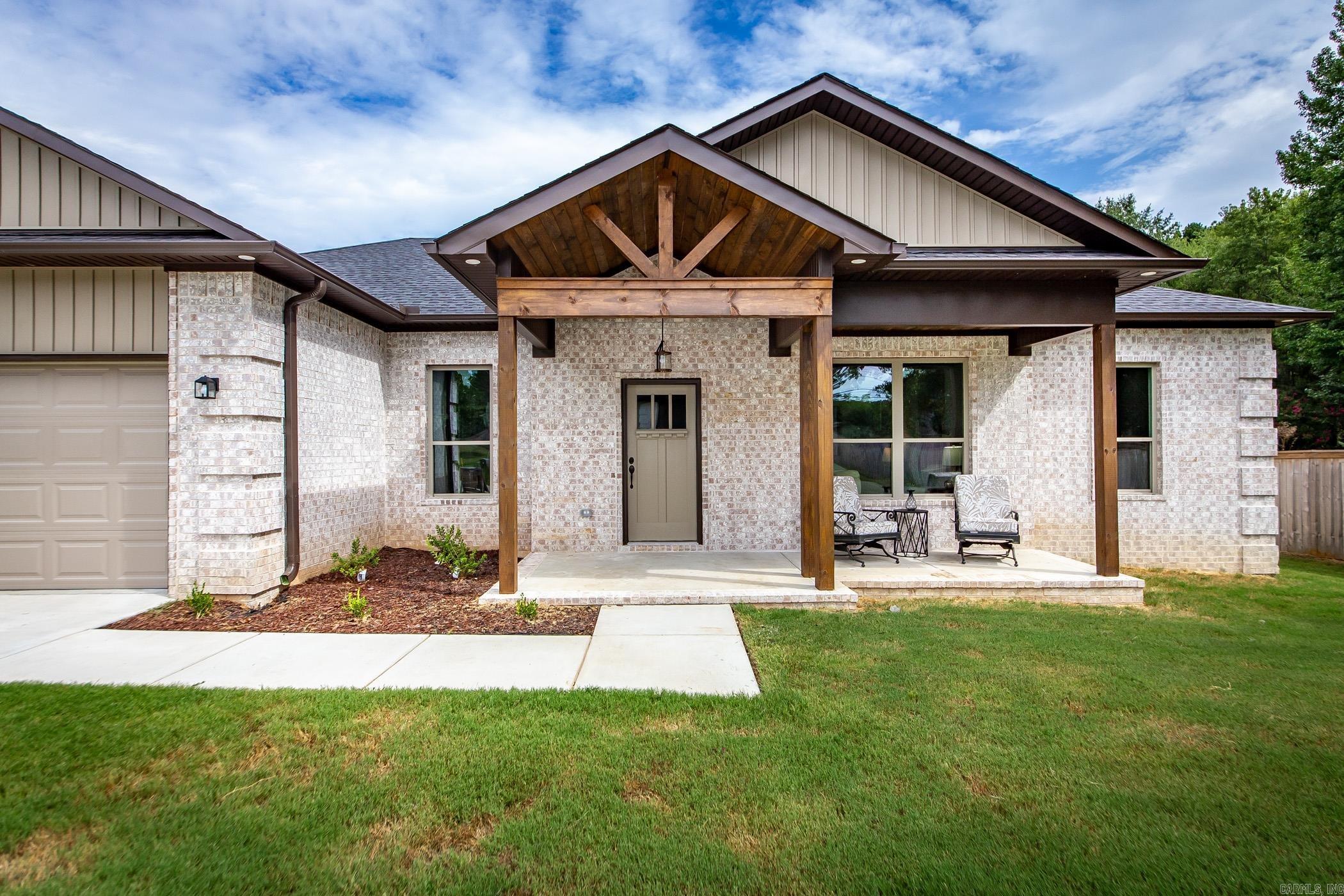 914 E East Dell Vista Cove Cabot, AR 72023