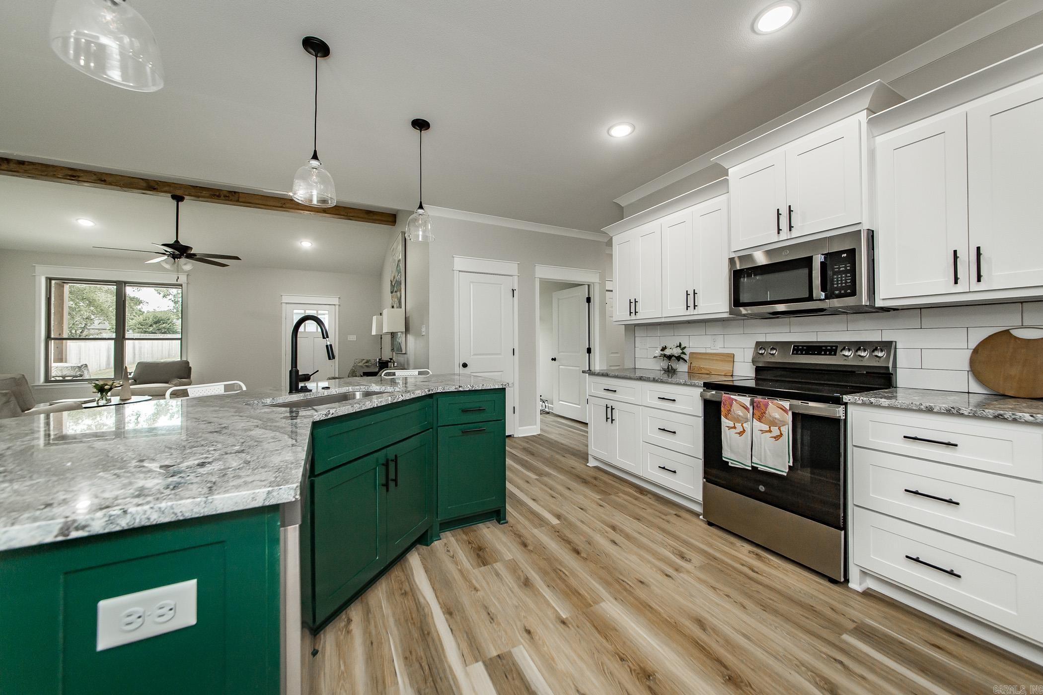 914 E East Dell Vista Cove Cabot, AR 72023
