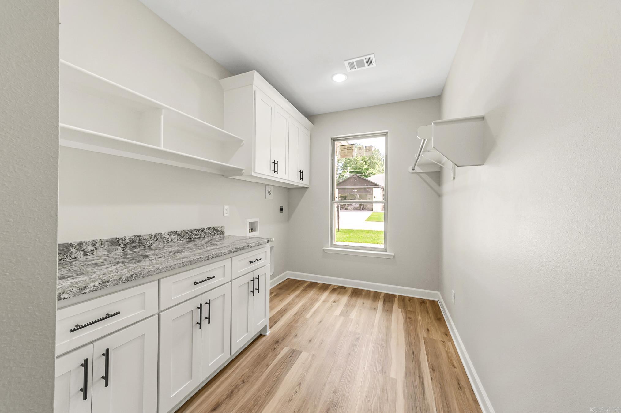 914 E East Dell Vista Cove Cabot, AR 72023