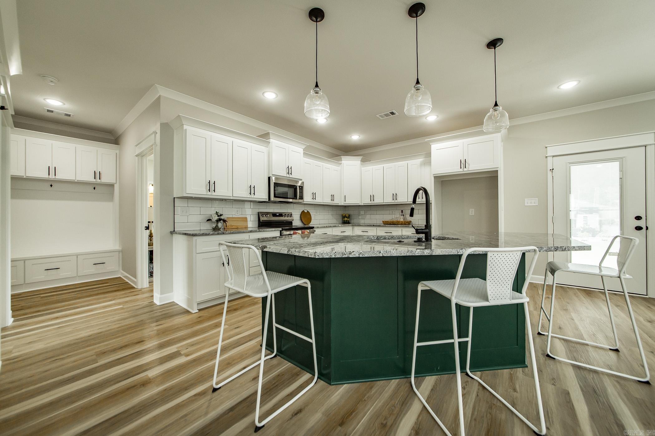 914 E East Dell Vista Cove Cabot, AR 72023