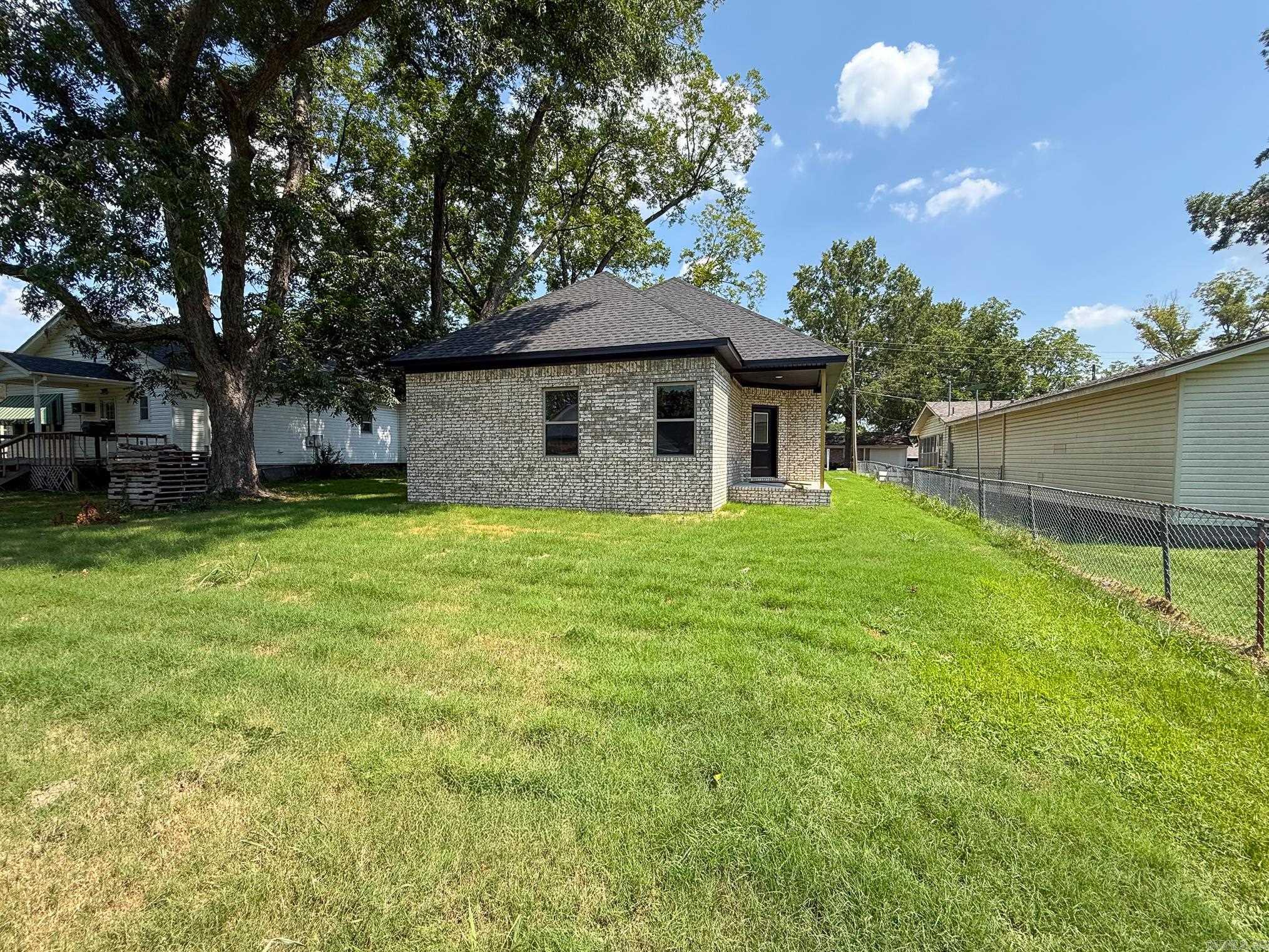 406 N 3rd  Cabot, AR