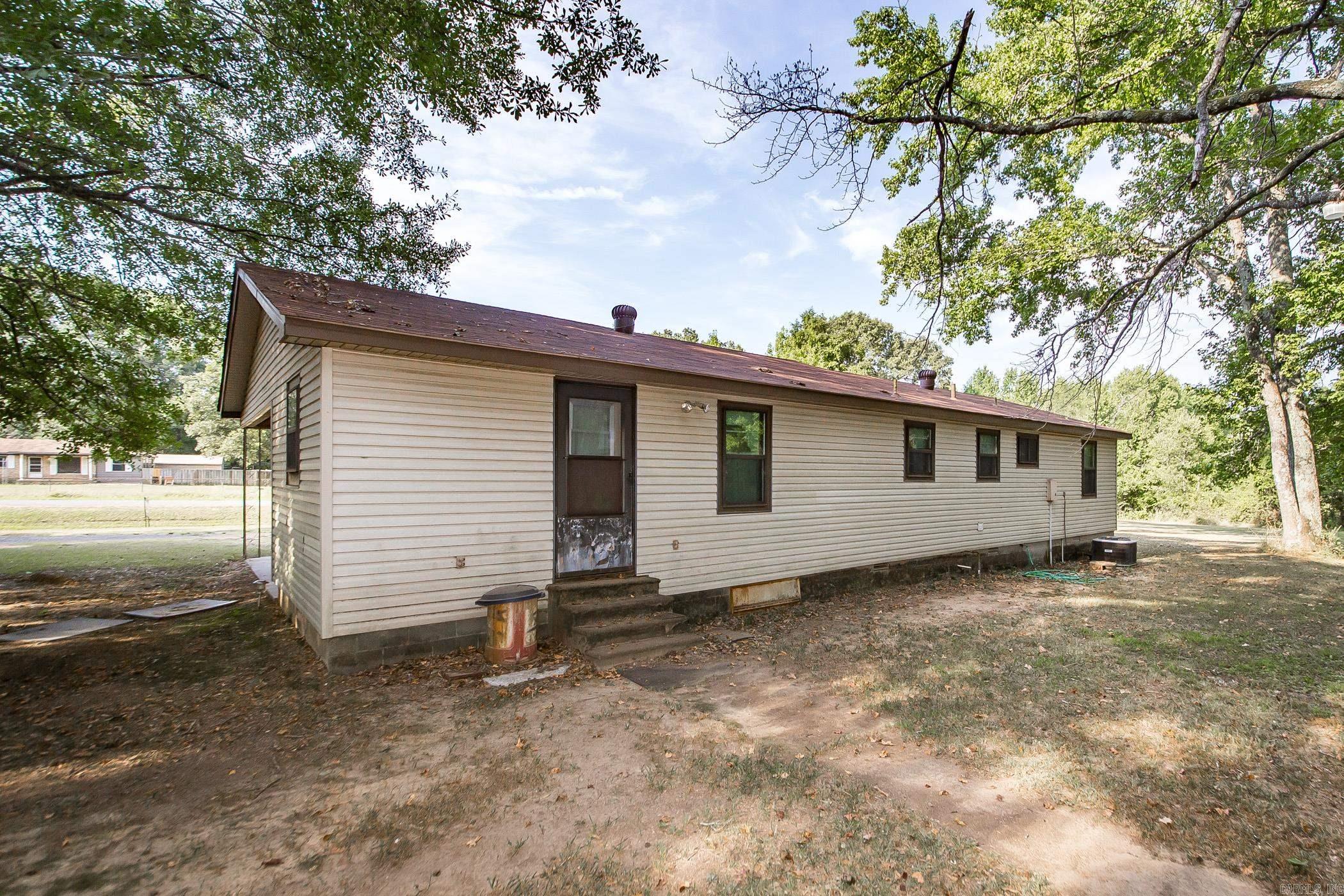 1375 Robin Rd  Jacksonville, AR