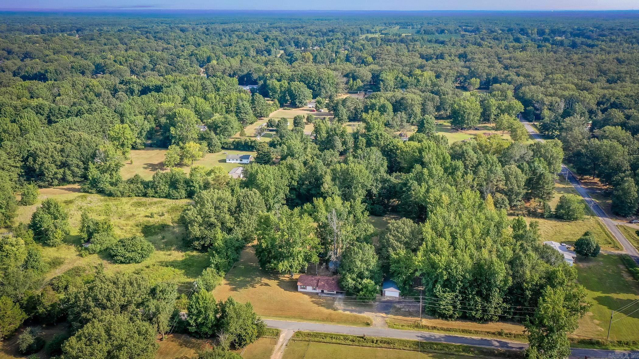 1375 Robin Rd  Jacksonville, AR