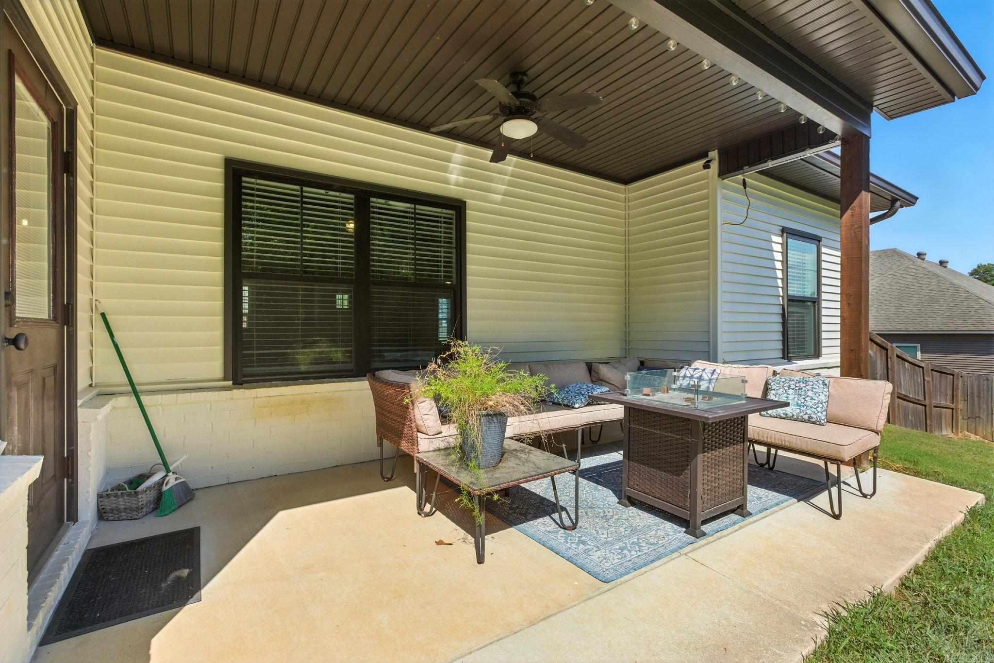 4046 Hampton Dr.  Benton, AR