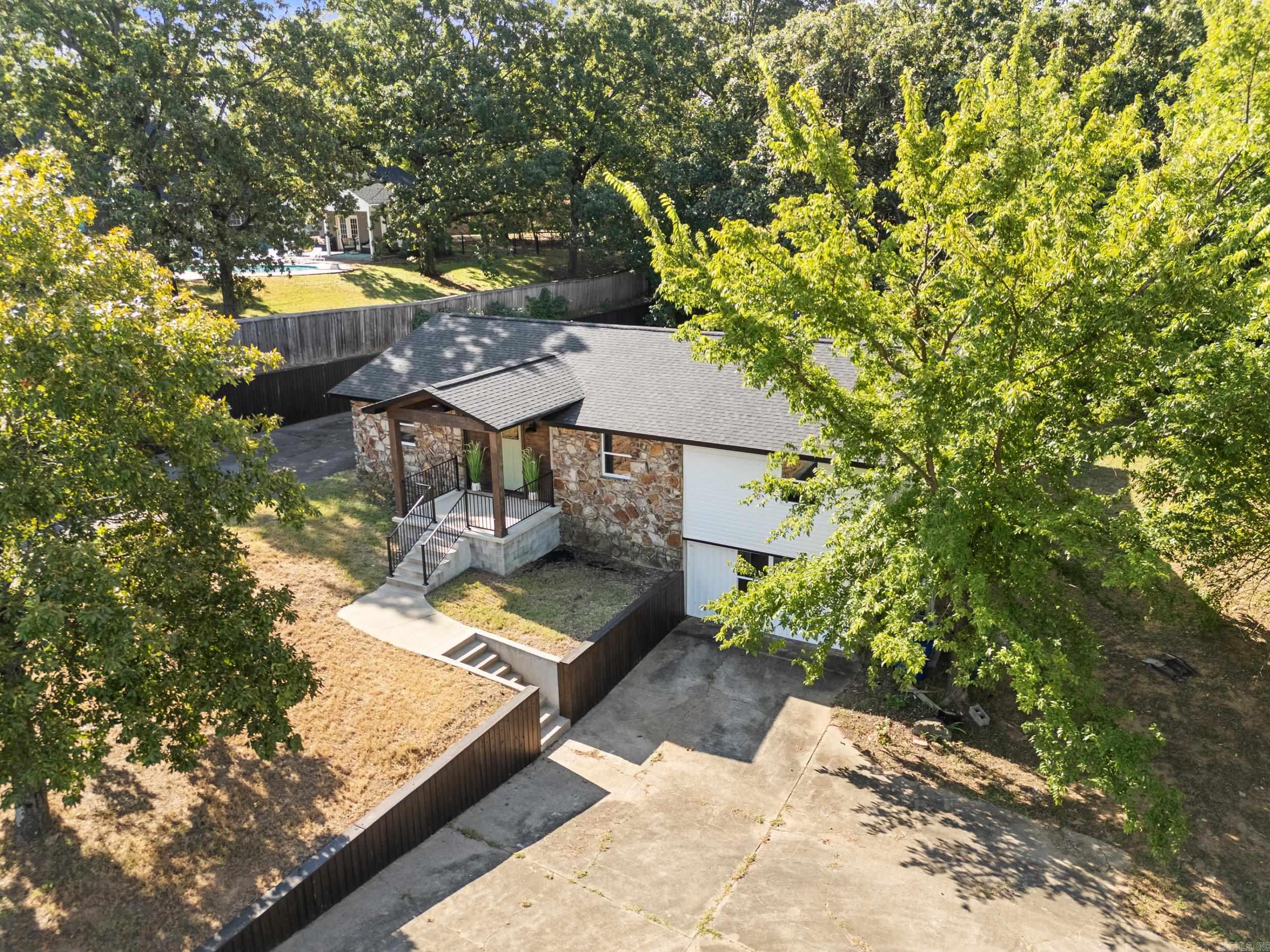 3237 College Avenue Conway, AR 72034