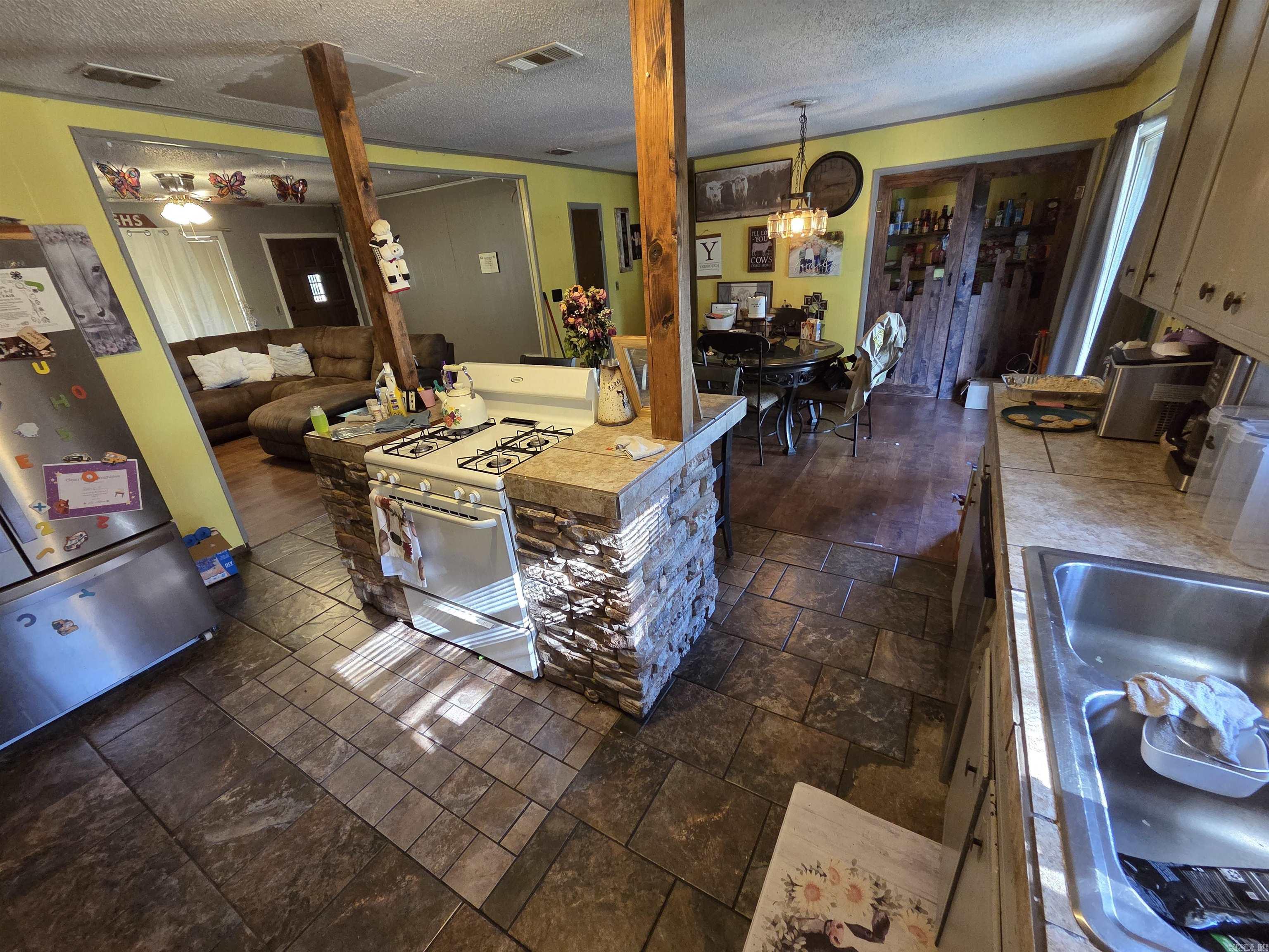 142 Private Road 4474  Ozone, AR