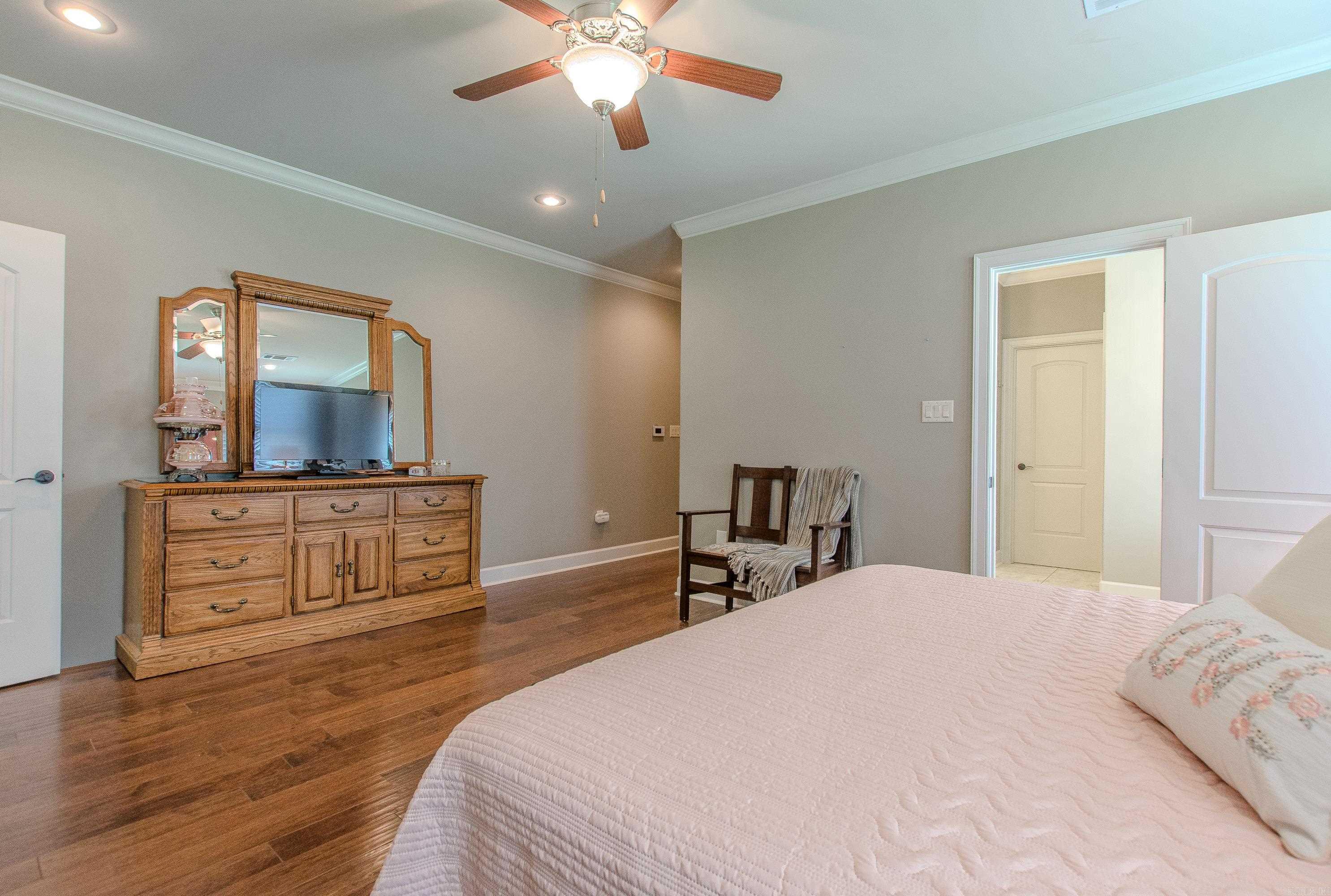 14800 Wild Oak Lane Roland, AR 72135