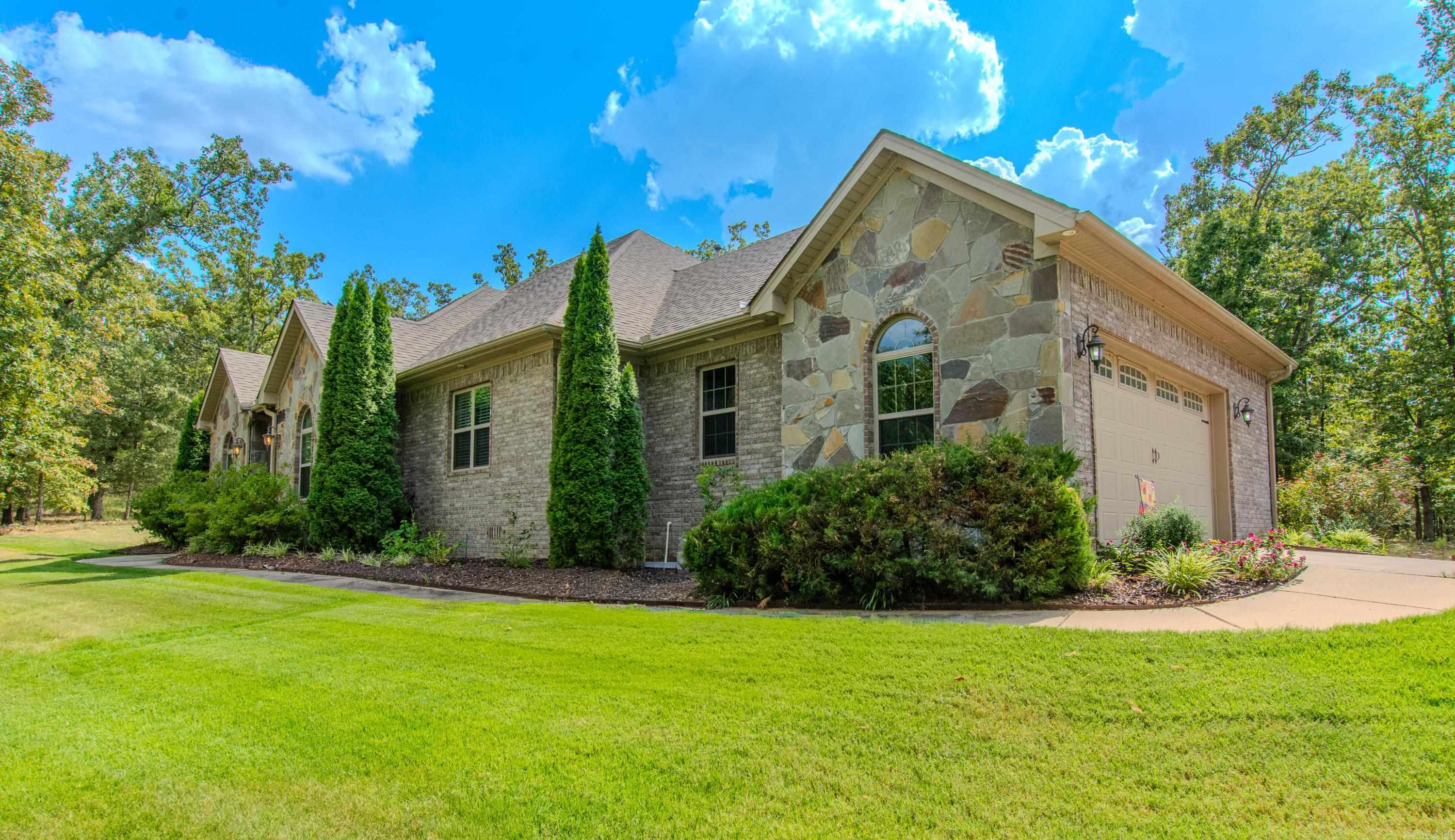 14800 Wild Oak Lane Roland, AR 72135