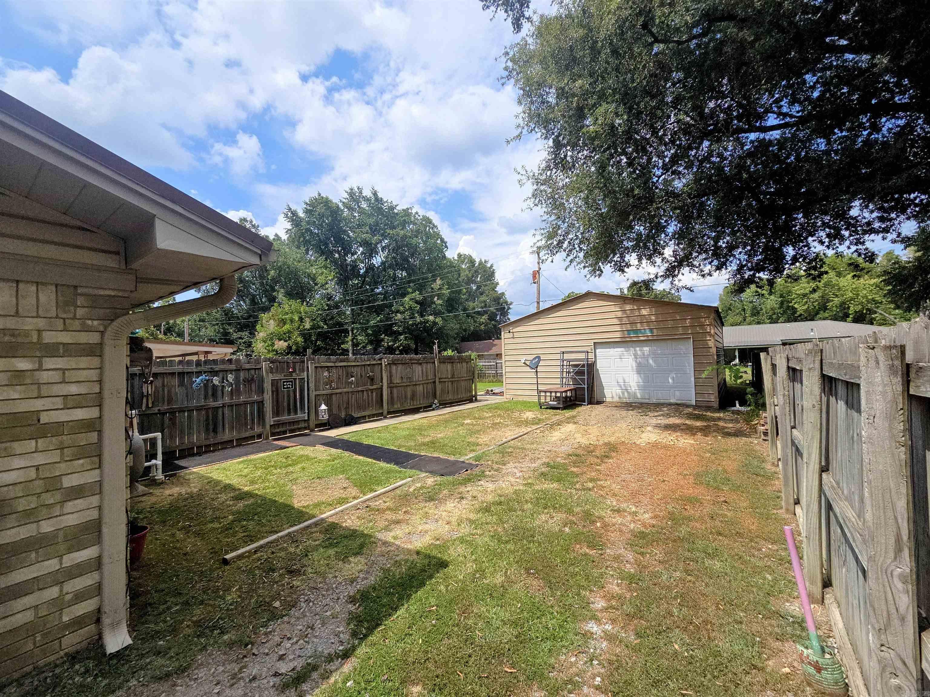 120 Jawanda  Searcy, AR