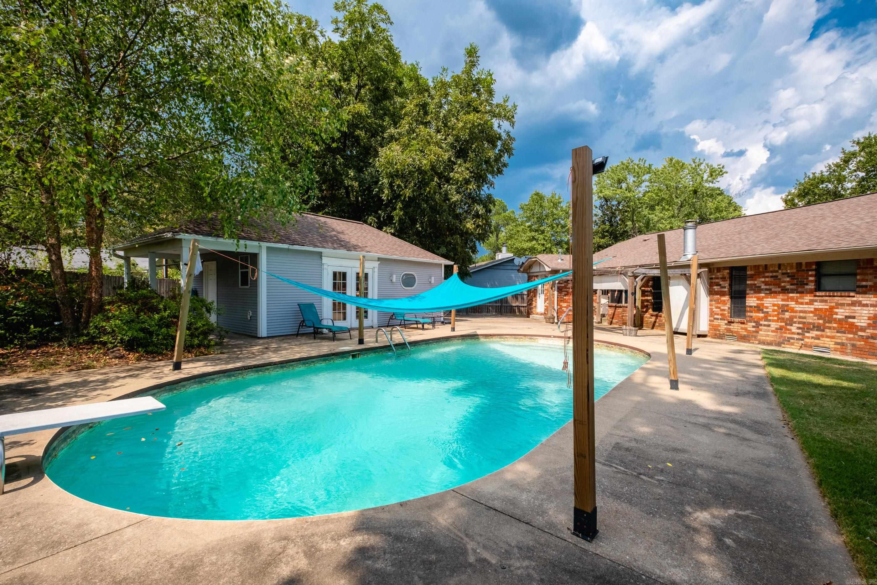 14 Pamela  Sherwood, AR